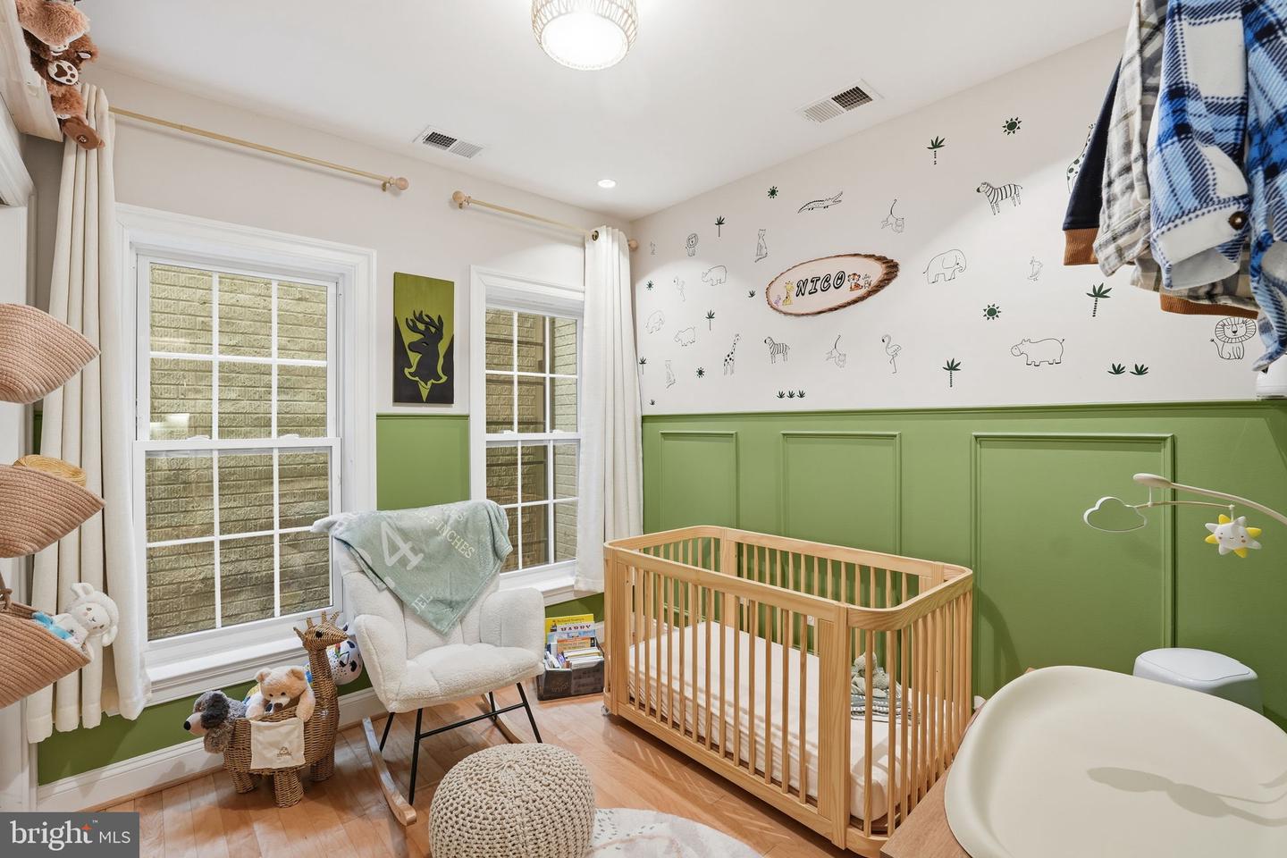 3925 FULTON ST NW #1, WASHINGTON, District Of Columbia 20007, 2 Bedrooms Bedrooms, ,2 BathroomsBathrooms,Residential,For sale,3925 FULTON ST NW #1,DCDC2241410 MLS # DCDC2241410