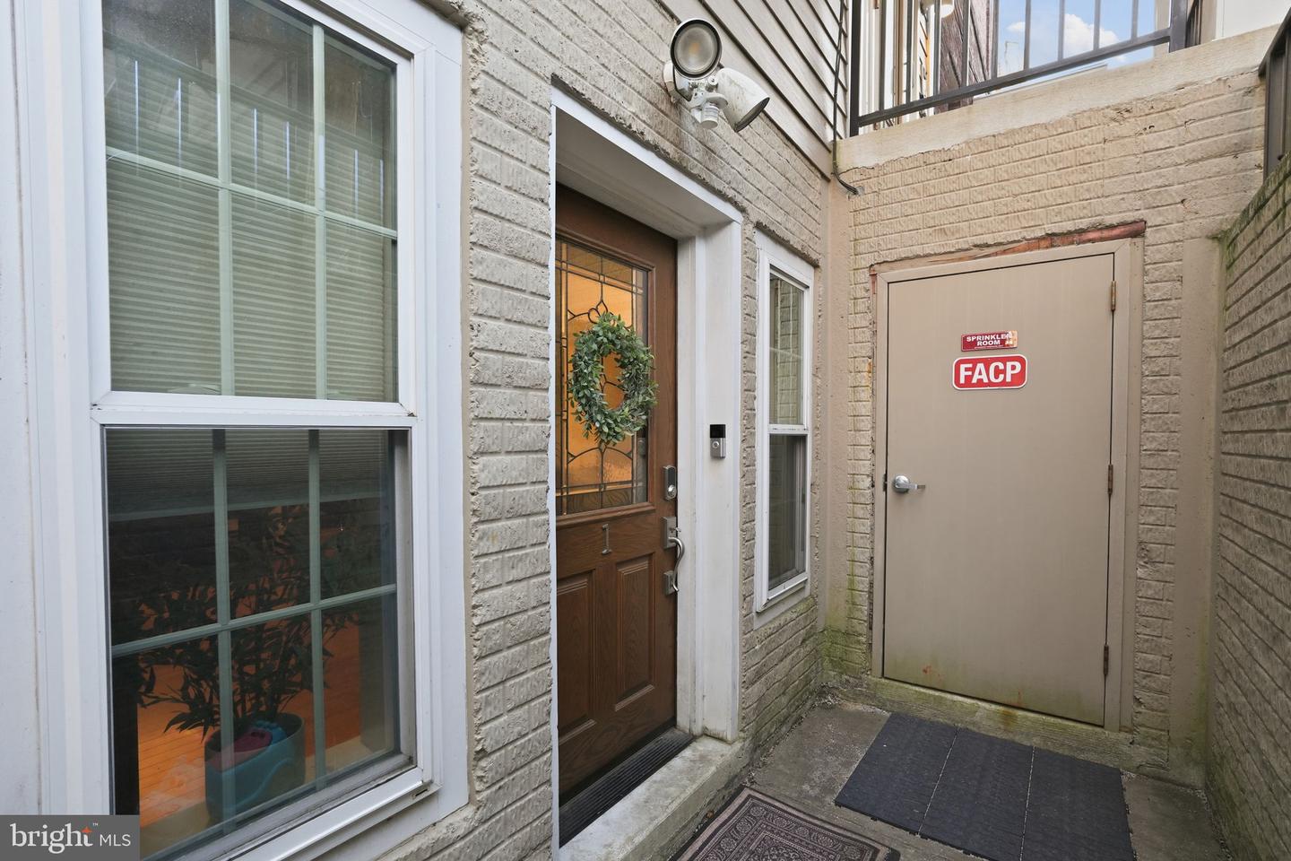 3925 FULTON ST NW #1, WASHINGTON, District Of Columbia 20007, 2 Bedrooms Bedrooms, ,2 BathroomsBathrooms,Residential,For sale,3925 FULTON ST NW #1,DCDC2241410 MLS # DCDC2241410