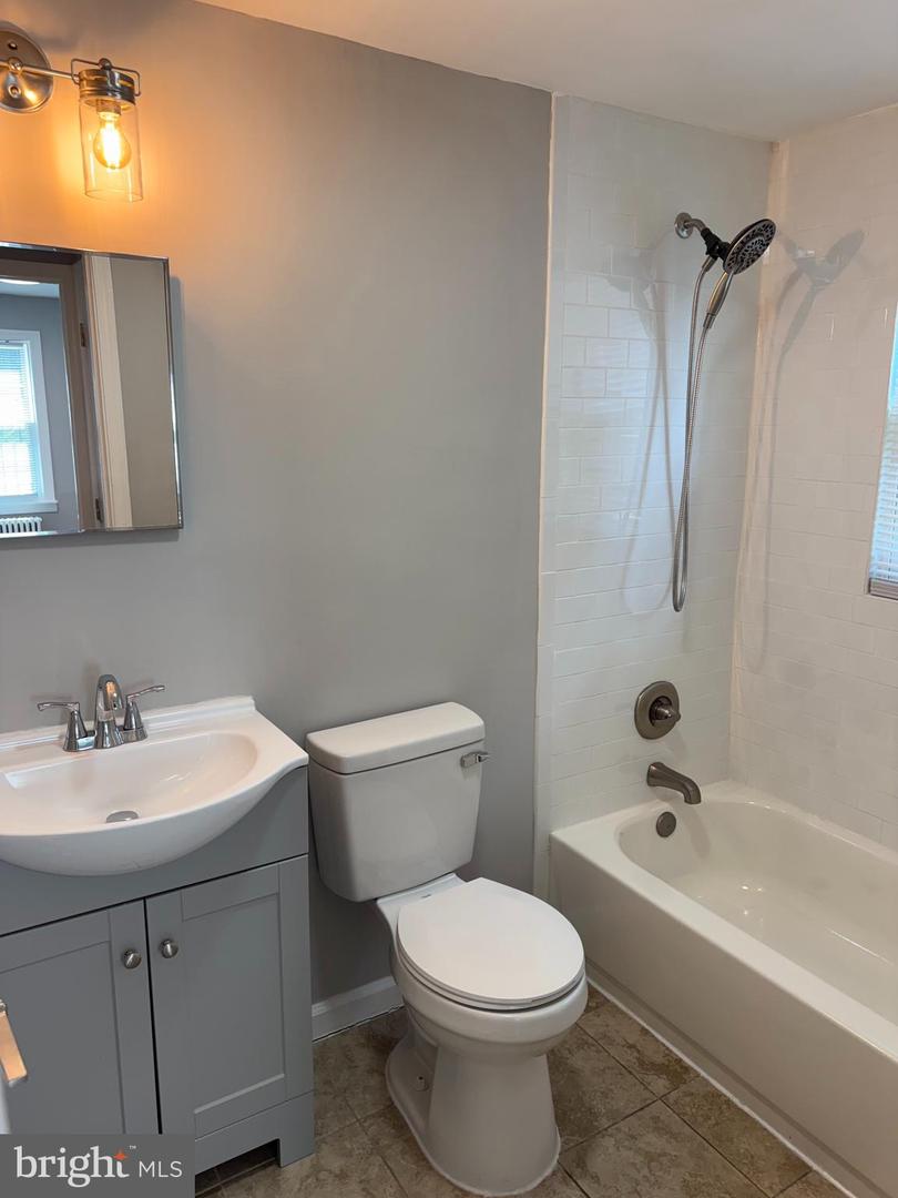 515 45TH ST NE, WASHINGTON, District Of Columbia 20019, 2 Bedrooms Bedrooms, ,2 BathroomsBathrooms,Residential,For sale,515 45TH ST NE,DCDC2241414 MLS # DCDC2241414