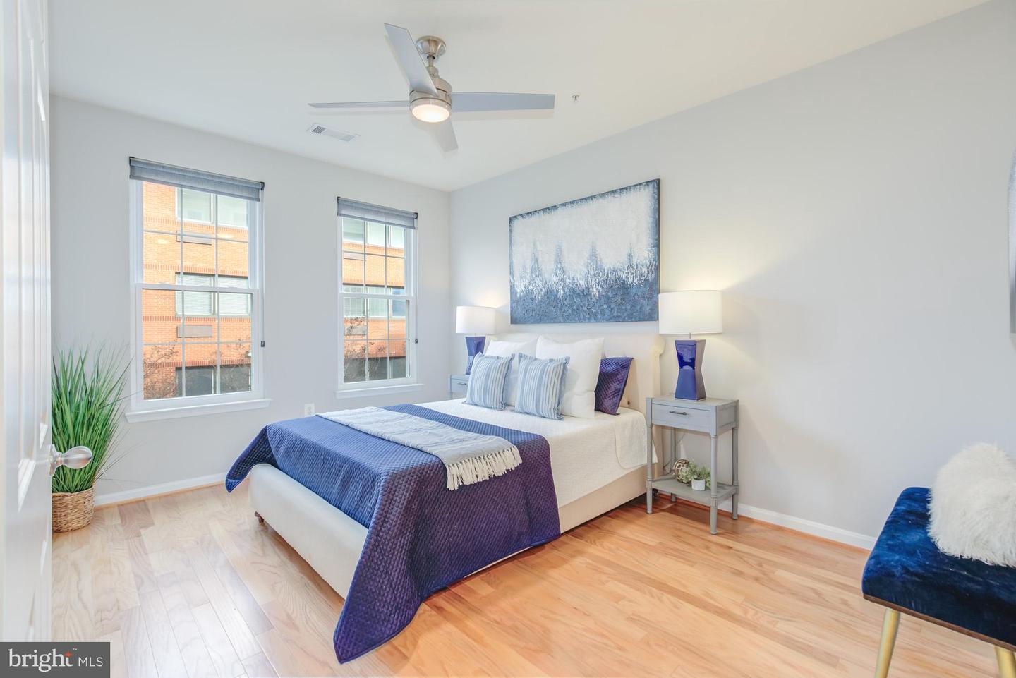 2055 26TH ST S #5-207, ARLINGTON, Virginia 22206, 2 Bedrooms Bedrooms, ,2 BathroomsBathrooms,Residential,For sale,2055 26TH ST S #5-207,VAAR2067752 MLS # VAAR2067752