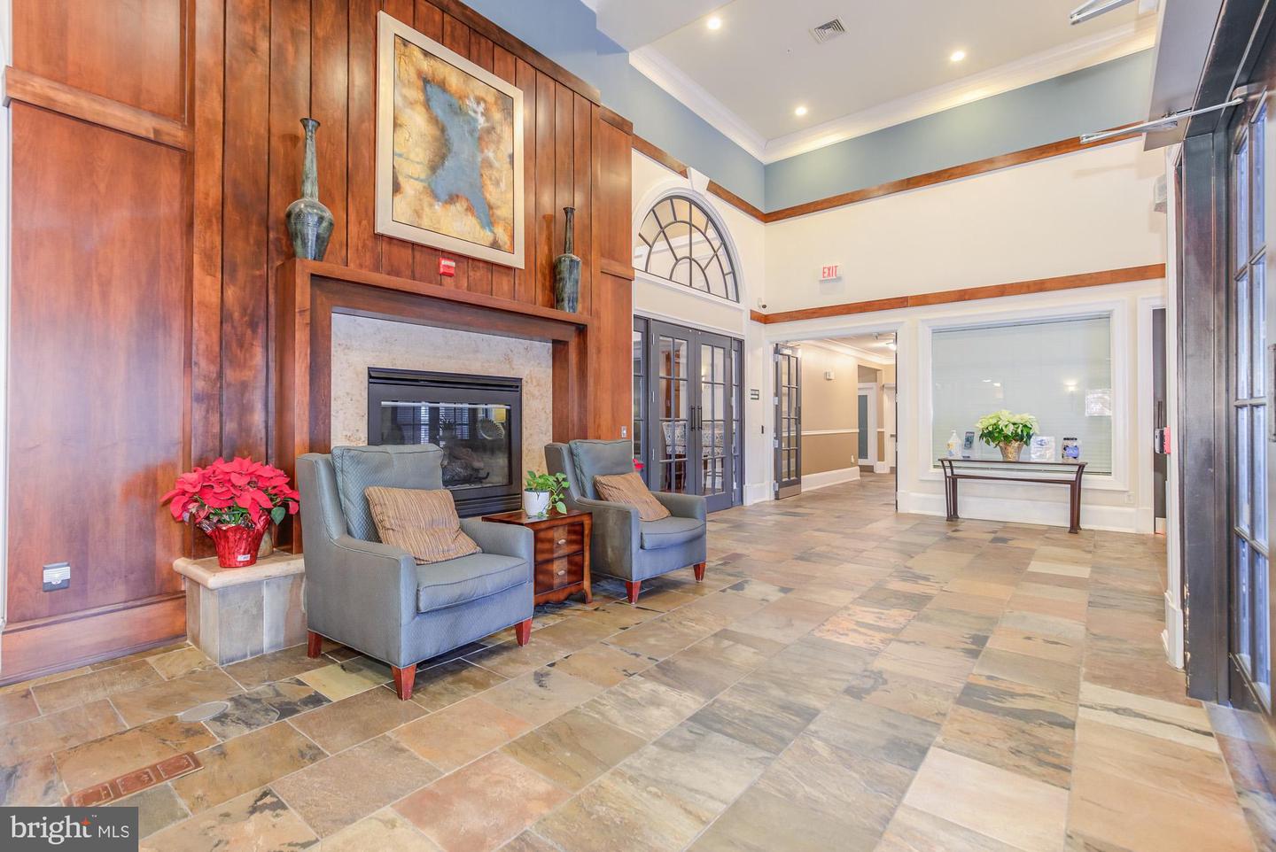 2055 26TH ST S #5-207, ARLINGTON, Virginia 22206, 2 Bedrooms Bedrooms, ,2 BathroomsBathrooms,Residential,For sale,2055 26TH ST S #5-207,VAAR2067752 MLS # VAAR2067752