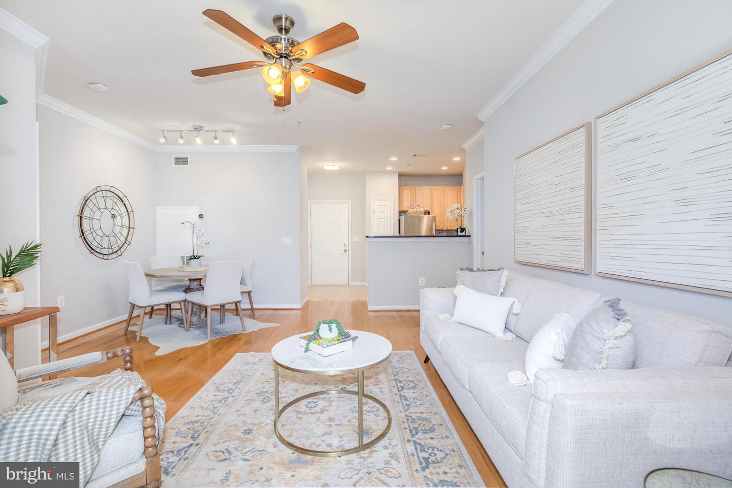 2055 26TH ST S #5-207, ARLINGTON, Virginia 22206, 2 Bedrooms Bedrooms, ,2 BathroomsBathrooms,Residential,For sale,2055 26TH ST S #5-207,VAAR2067752 MLS # VAAR2067752