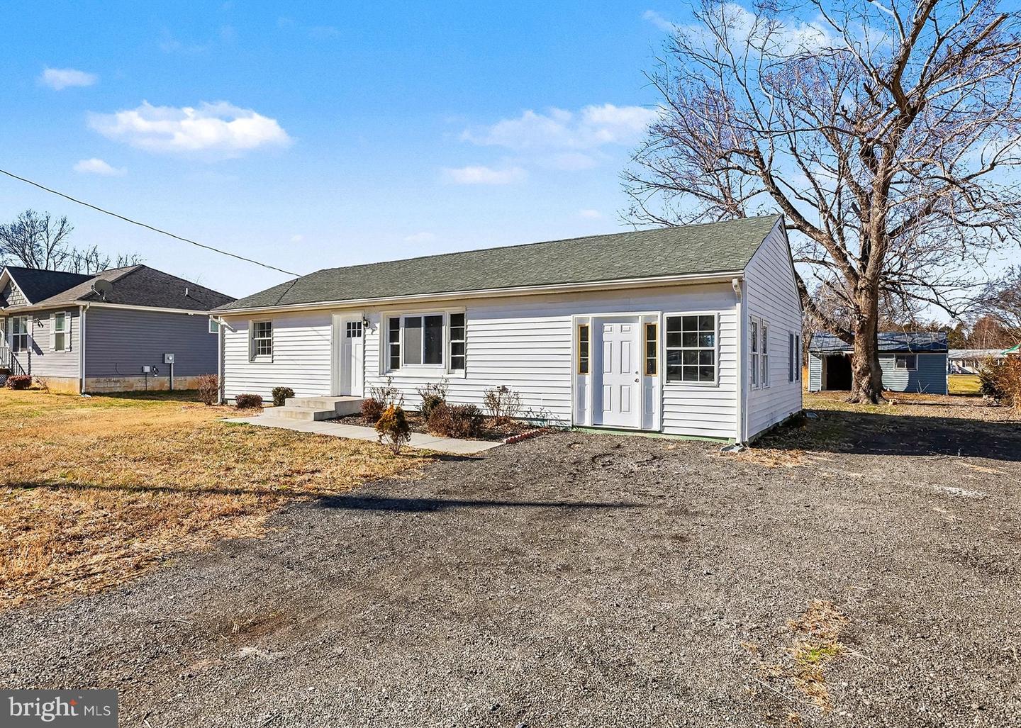 187 BROOKS DR, COLONIAL BEACH, Virginia 22443, 2 Bedrooms Bedrooms, ,1 BathroomBathrooms,Residential,For sale,187 BROOKS DR,VAWE2010374 MLS # VAWE2010374