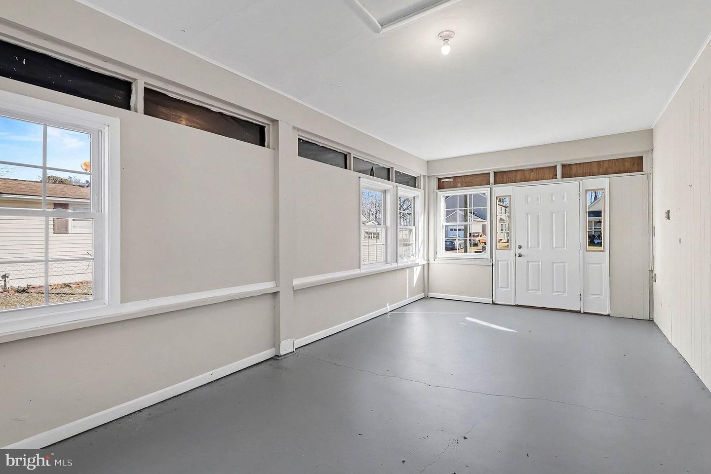 187 BROOKS DR, COLONIAL BEACH, Virginia 22443, 2 Bedrooms Bedrooms, ,1 BathroomBathrooms,Residential,For sale,187 BROOKS DR,VAWE2010374 MLS # VAWE2010374