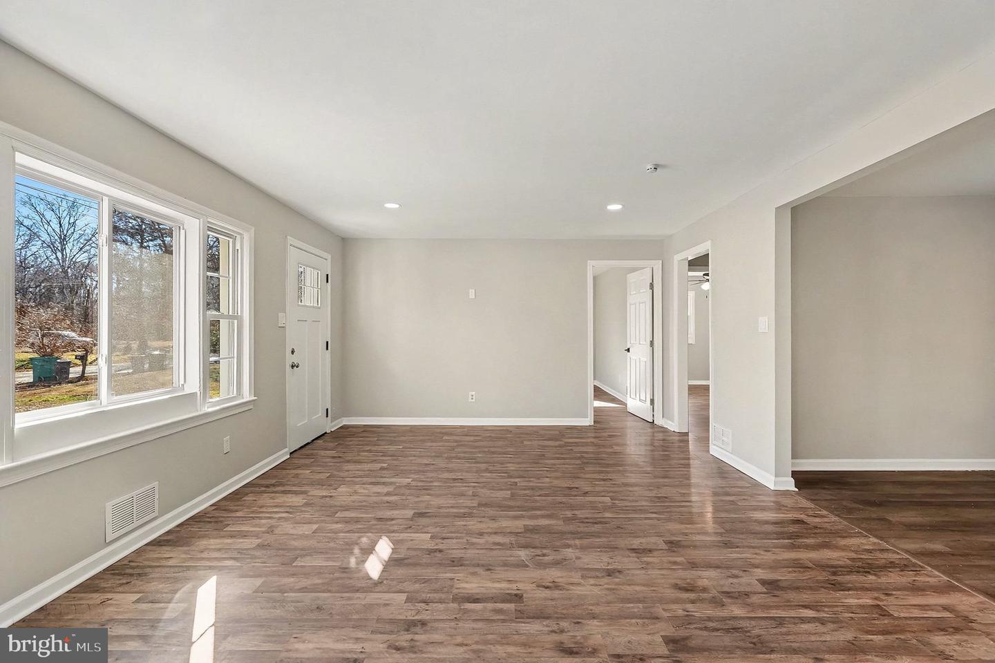 187 BROOKS DR, COLONIAL BEACH, Virginia 22443, 2 Bedrooms Bedrooms, ,1 BathroomBathrooms,Residential,For sale,187 BROOKS DR,VAWE2010374 MLS # VAWE2010374