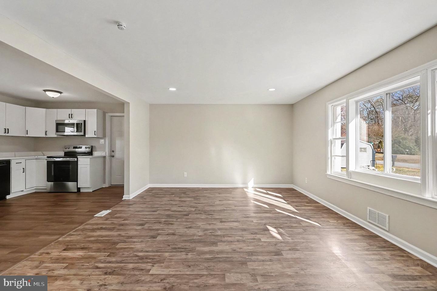 187 BROOKS DR, COLONIAL BEACH, Virginia 22443, 2 Bedrooms Bedrooms, ,1 BathroomBathrooms,Residential,For sale,187 BROOKS DR,VAWE2010374 MLS # VAWE2010374