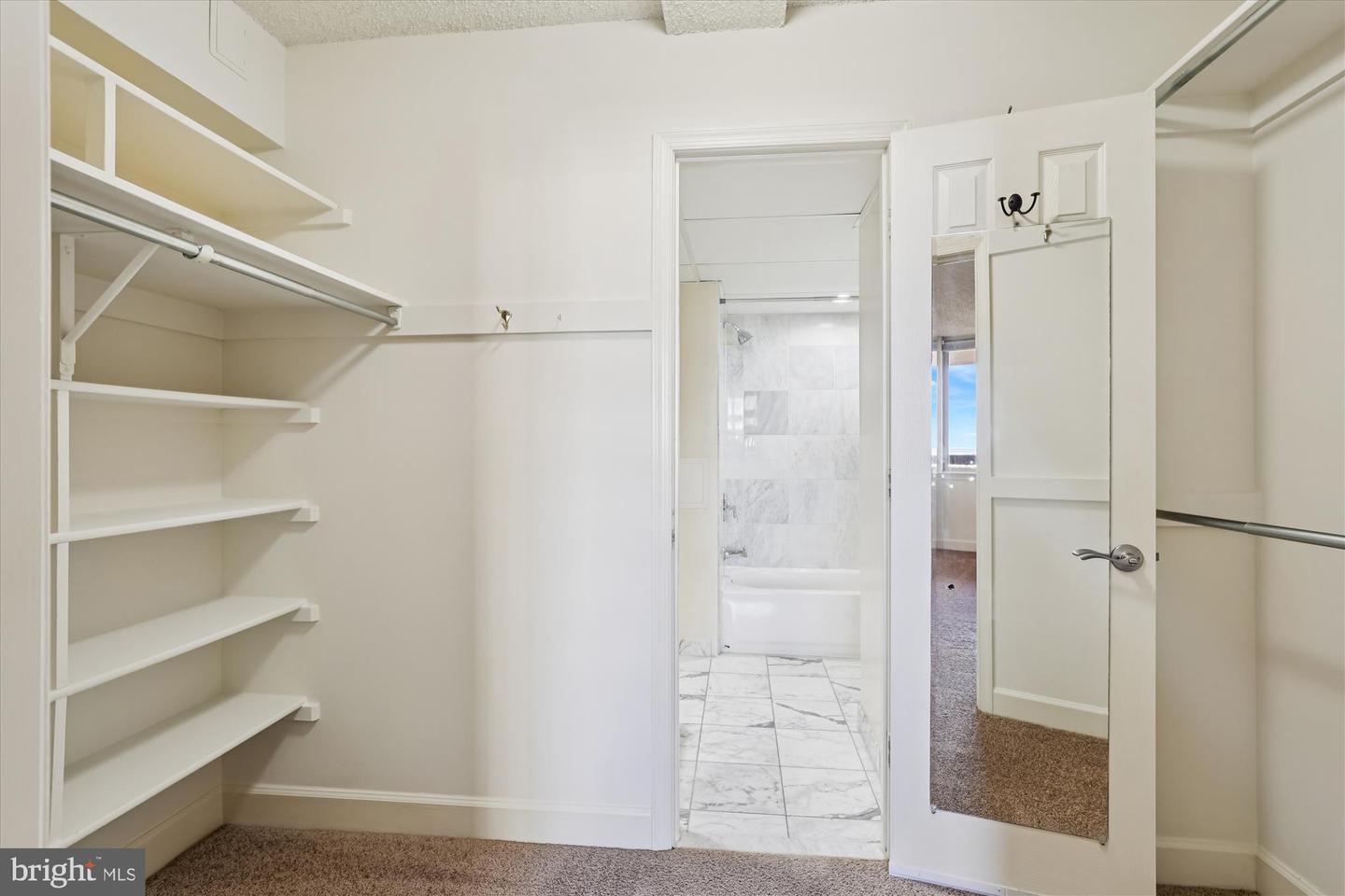 1276 N WAYNE ST #805, ARLINGTON, Virginia 22201, 1 Bedroom Bedrooms, ,1 BathroomBathrooms,Residential,For sale,1276 N WAYNE ST #805,VAAR2067758 MLS # VAAR2067758