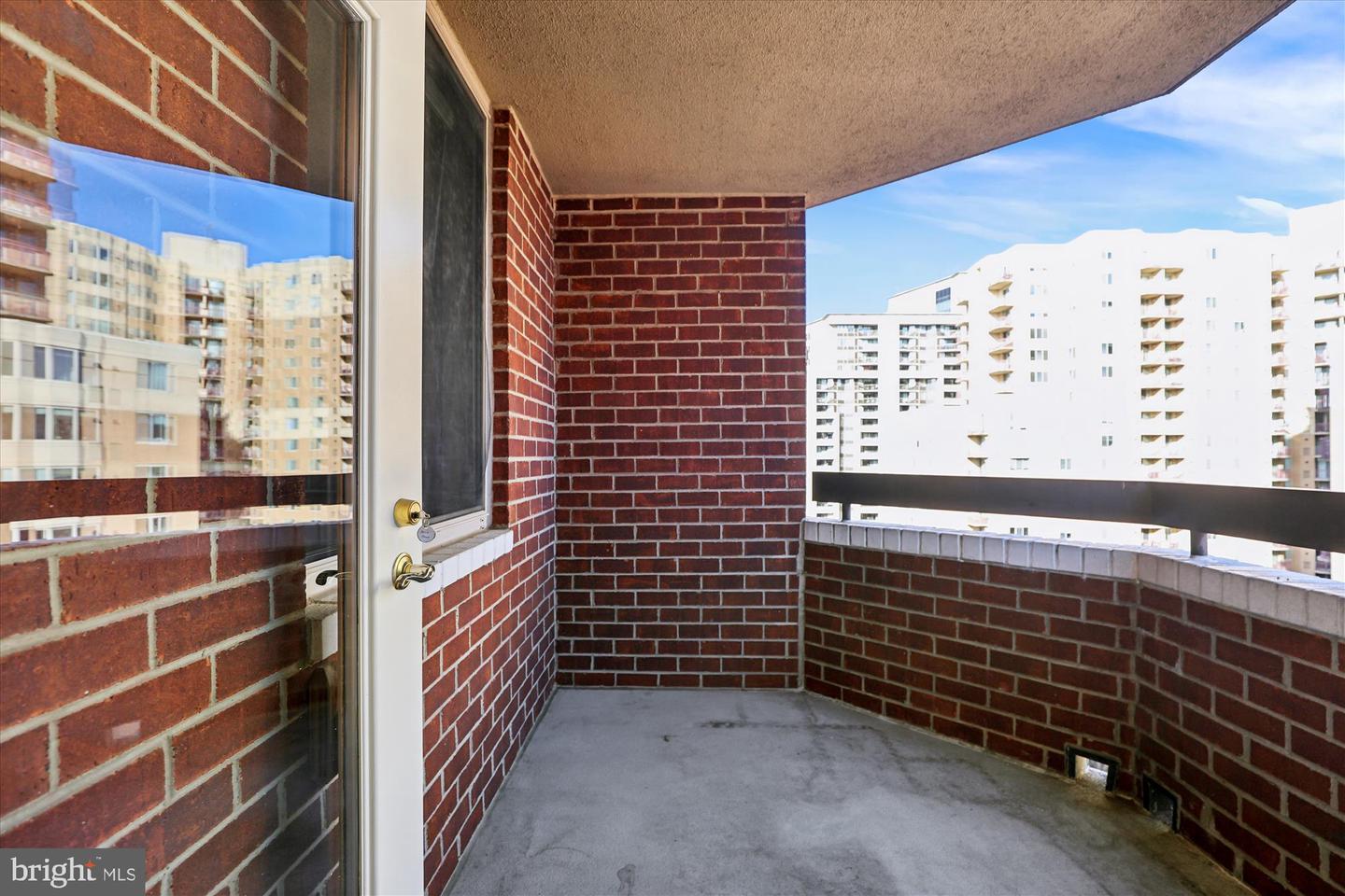 1276 N WAYNE ST #805, ARLINGTON, Virginia 22201, 1 Bedroom Bedrooms, ,1 BathroomBathrooms,Residential,For sale,1276 N WAYNE ST #805,VAAR2067758 MLS # VAAR2067758