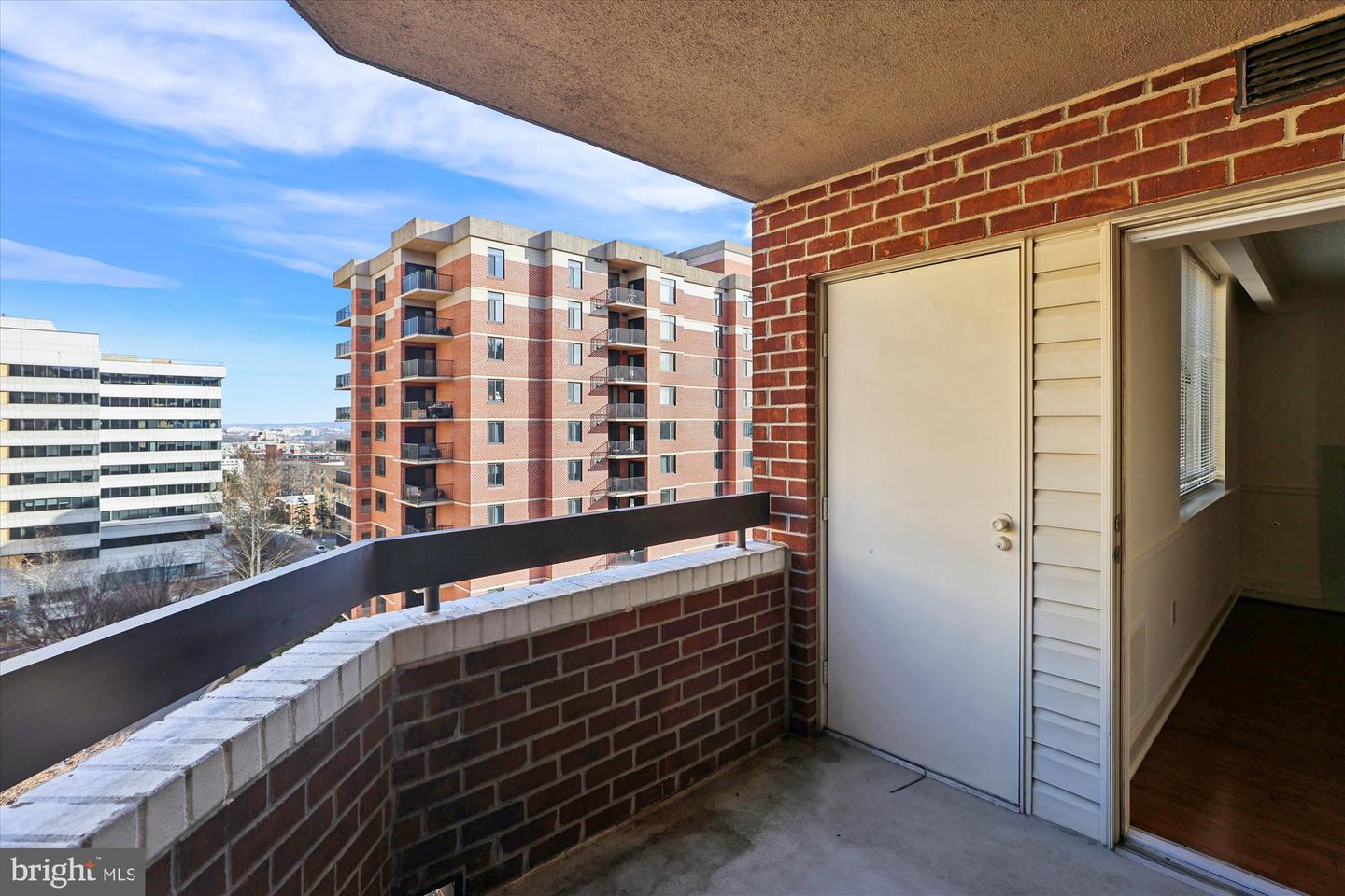 1276 N WAYNE ST #805, ARLINGTON, Virginia 22201, 1 Bedroom Bedrooms, ,1 BathroomBathrooms,Residential,For sale,1276 N WAYNE ST #805,VAAR2067758 MLS # VAAR2067758