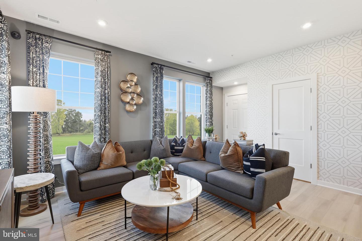 17718 WILLIAMS WAY, DUMFRIES, Virginia 22026, 2 Bedrooms Bedrooms, ,2 BathroomsBathrooms,Residential,For sale,17718 WILLIAMS WAY,VAPW2110572 MLS # VAPW2110572