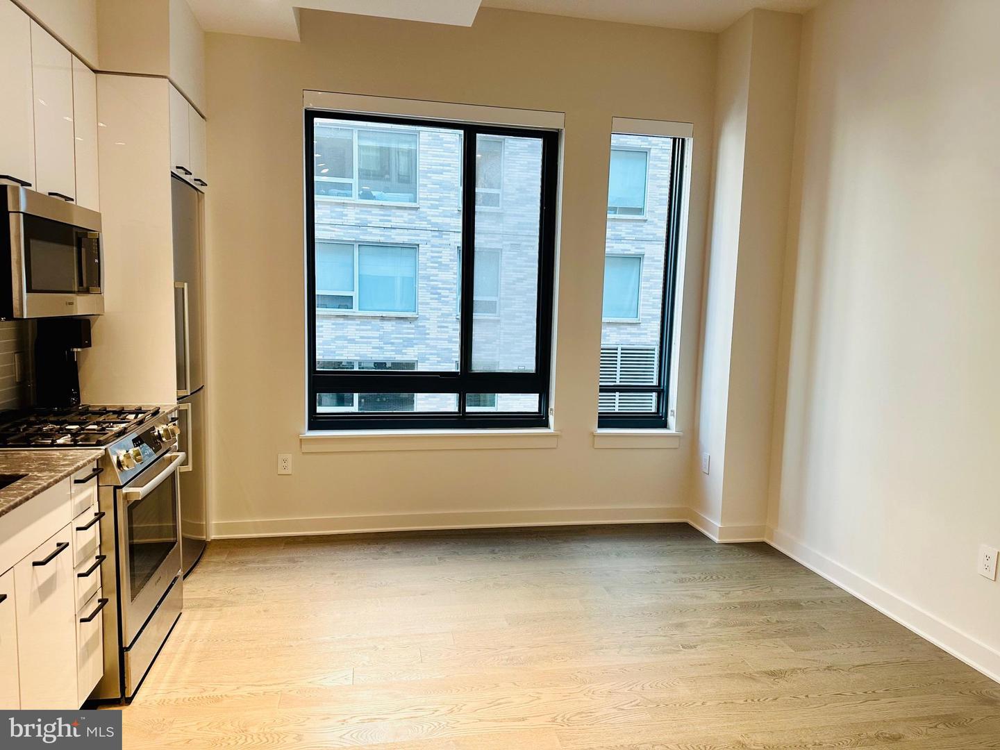 70 N ST SE #N216, WASHINGTON, District Of Columbia 20003, 1 Bedroom Bedrooms, ,1 BathroomBathrooms,Residential,For sale,70 N ST SE #N216,DCDC2241470 MLS # DCDC2241470