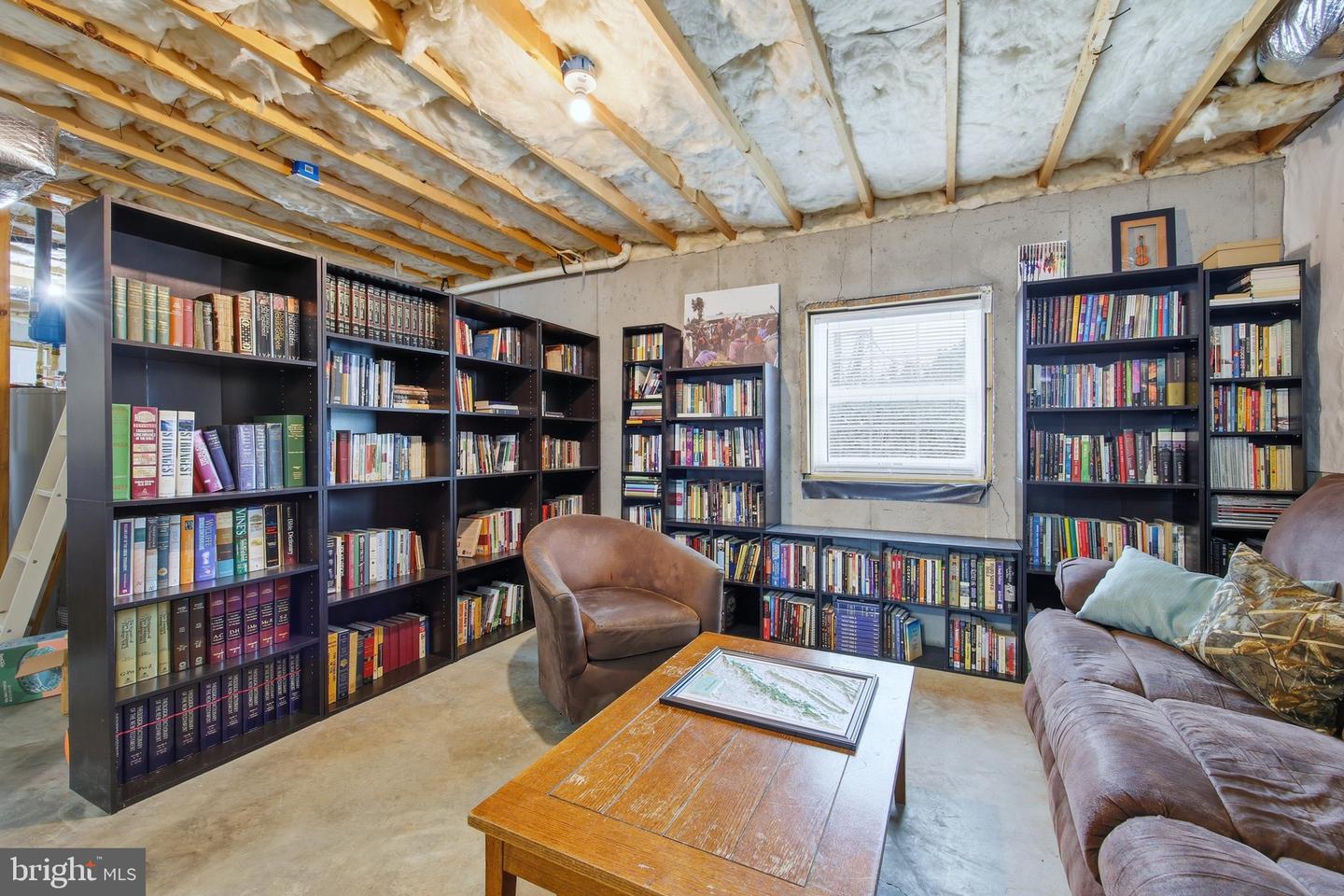 549 STONEWALL ST, STRASBURG, Virginia 22657, 2 Bedrooms Bedrooms, ,1 BathroomBathrooms,Residential,For sale,549 STONEWALL ST,VASH2013382 MLS # VASH2013382