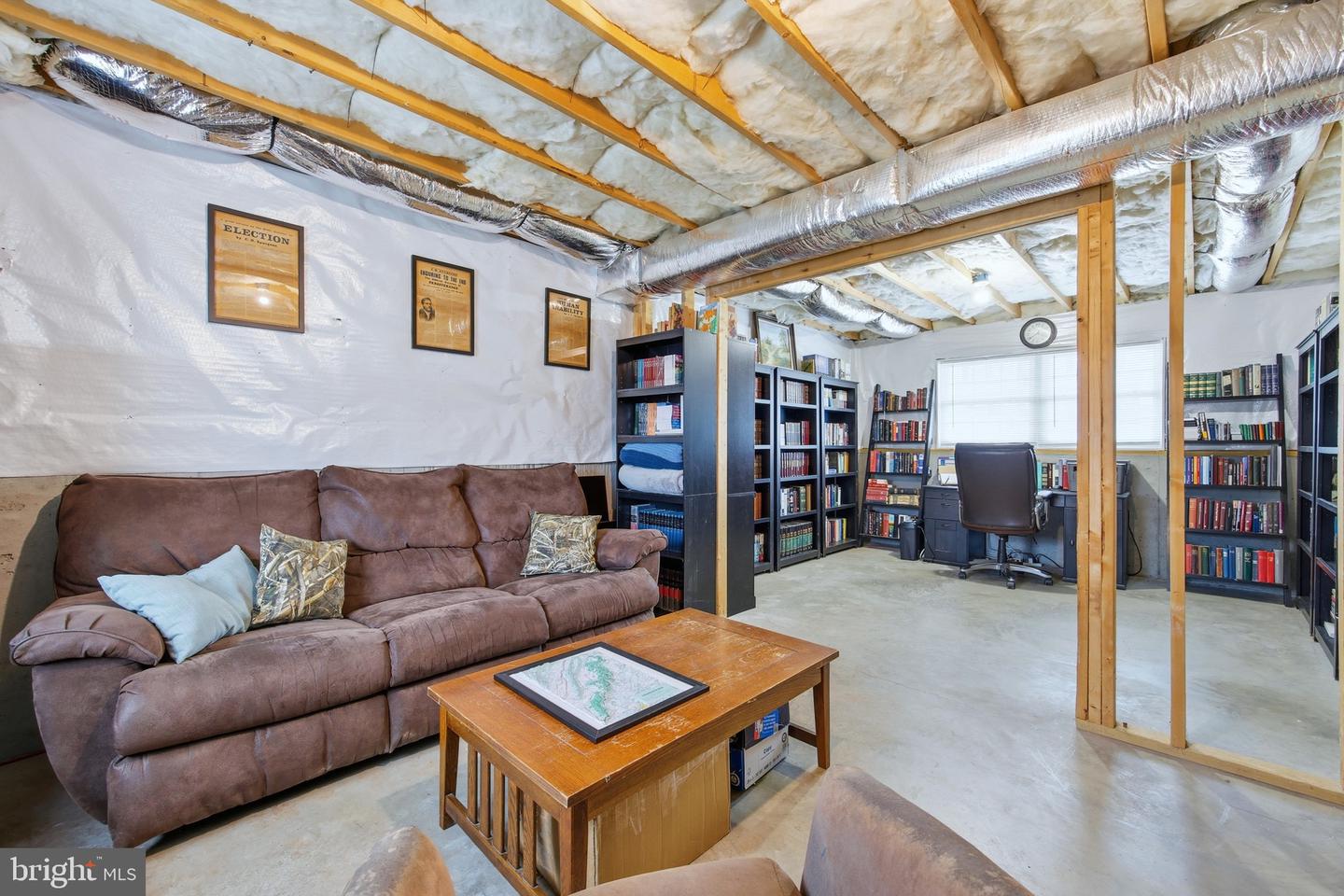 549 STONEWALL ST, STRASBURG, Virginia 22657, 2 Bedrooms Bedrooms, ,1 BathroomBathrooms,Residential,For sale,549 STONEWALL ST,VASH2013382 MLS # VASH2013382