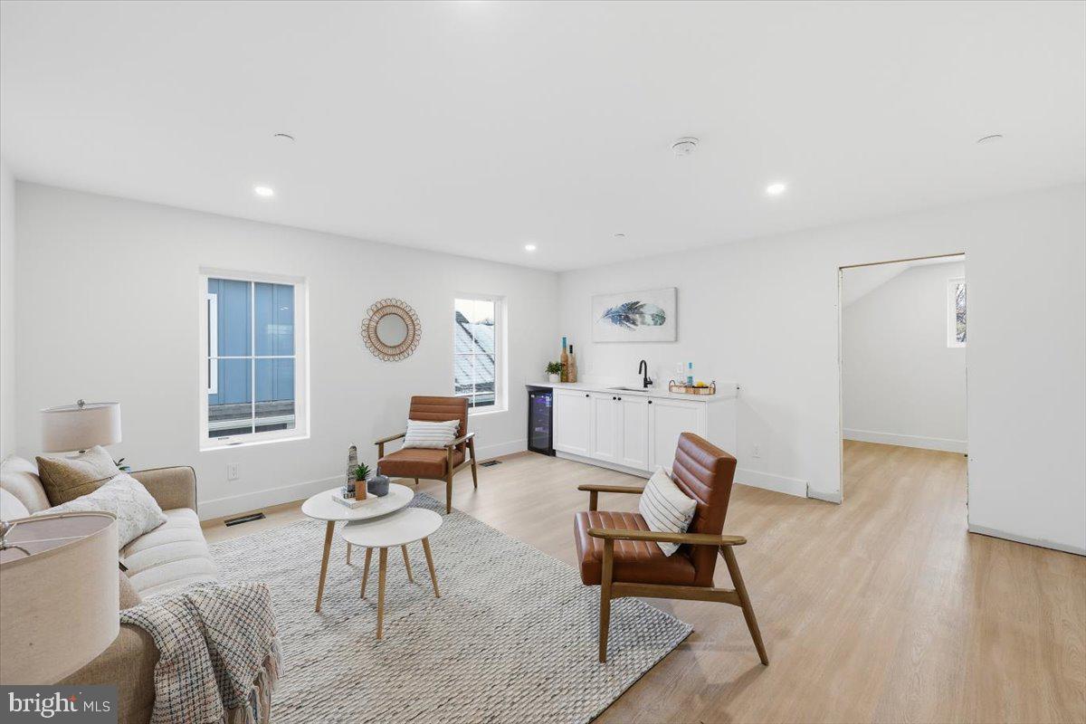 1237 FRANKLIN ST NE, WASHINGTON, District Of Columbia 20017, 6 Bedrooms Bedrooms, ,5 BathroomsBathrooms,Residential,For sale,1237 FRANKLIN ST NE,DCDC2241510 MLS # DCDC2241510