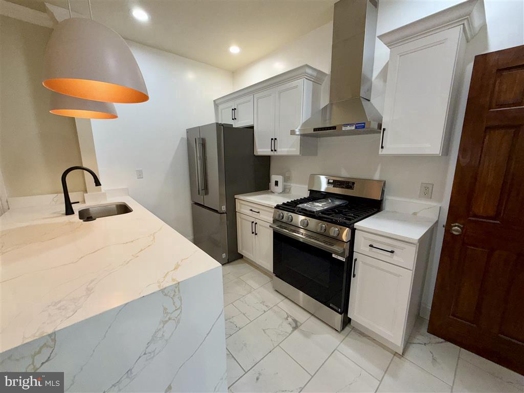 1154 4TH ST NE, WASHINGTON, District Of Columbia 20002, 3 Bedrooms Bedrooms, ,2 BathroomsBathrooms,Residential,For sale,1154 4TH ST NE,DCDC2241512 MLS # DCDC2241512