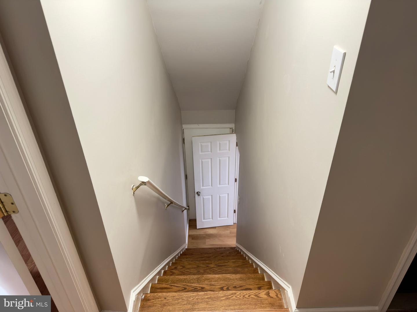 2408 FAIRHAVEN AVE, ALEXANDRIA, Virginia 22303, 6 Bedrooms Bedrooms, ,3 BathroomsBathrooms,Residential,For sale,2408 FAIRHAVEN AVE,VAFX2285880 MLS # VAFX2285880