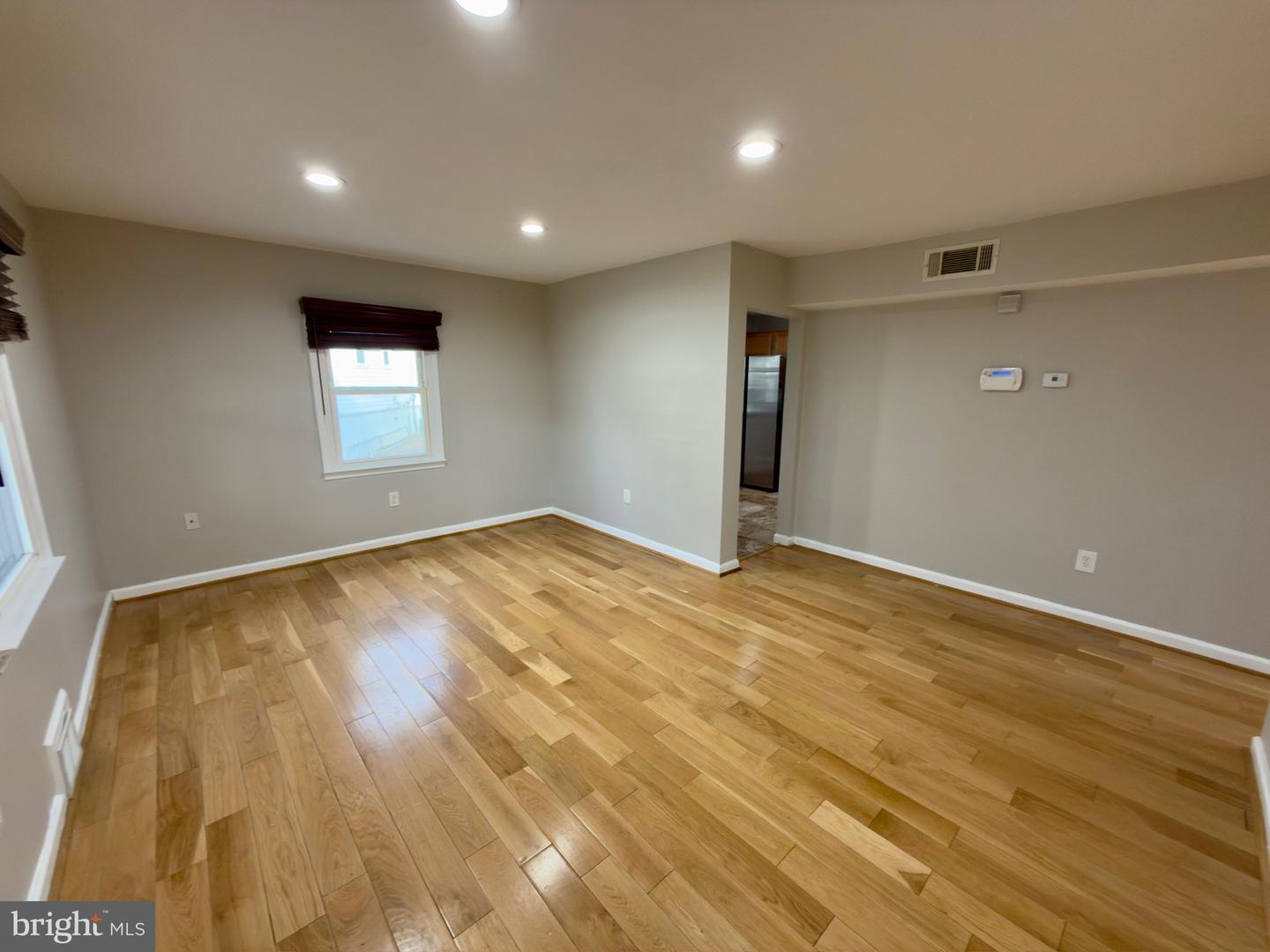 2408 FAIRHAVEN AVE, ALEXANDRIA, Virginia 22303, 6 Bedrooms Bedrooms, ,3 BathroomsBathrooms,Residential,For sale,2408 FAIRHAVEN AVE,VAFX2285880 MLS # VAFX2285880