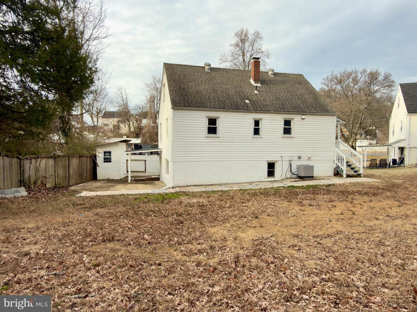 2408 FAIRHAVEN AVE, ALEXANDRIA, Virginia 22303, 6 Bedrooms Bedrooms, ,3 BathroomsBathrooms,Residential,For sale,2408 FAIRHAVEN AVE,VAFX2285880 MLS # VAFX2285880