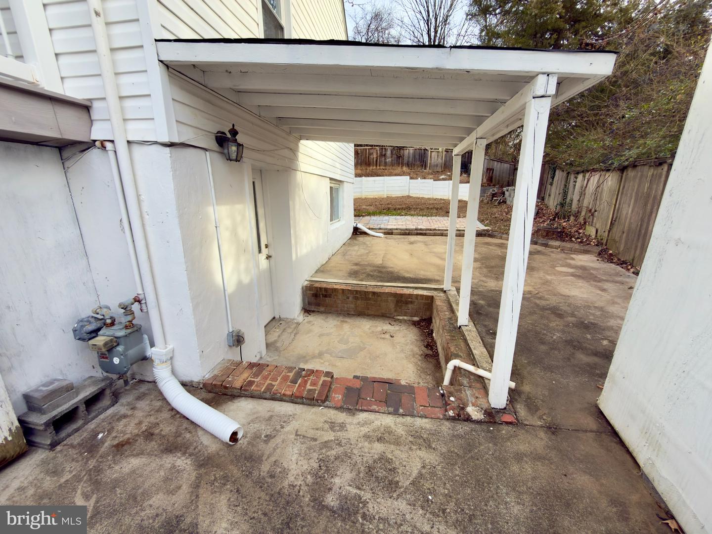 2408 FAIRHAVEN AVE, ALEXANDRIA, Virginia 22303, 6 Bedrooms Bedrooms, ,3 BathroomsBathrooms,Residential,For sale,2408 FAIRHAVEN AVE,VAFX2285880 MLS # VAFX2285880