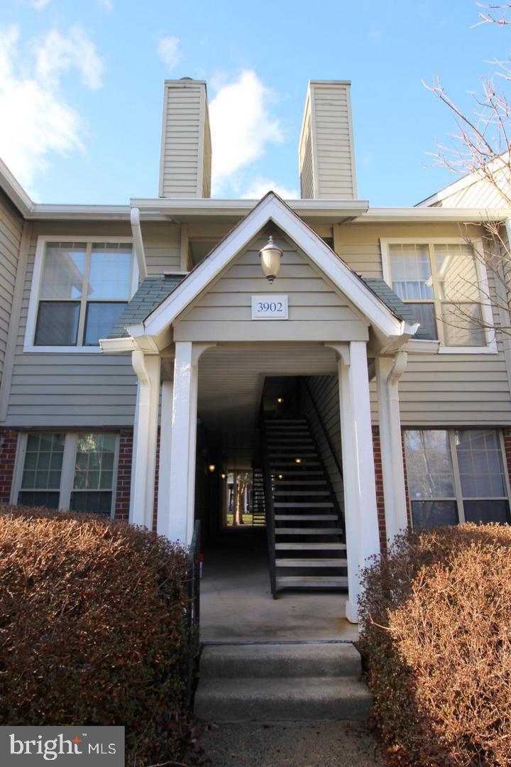3902 PENDERVIEW DR #1423, FAIRFAX, Virginia 22033, 2 Bedrooms Bedrooms, 5 Rooms Rooms,1 BathroomBathrooms,Residential,For sale,3902 PENDERVIEW DR #1423,VAFX2285886 MLS # VAFX2285886