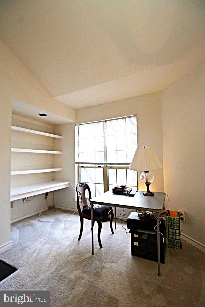 3902 PENDERVIEW DR #1423, FAIRFAX, Virginia 22033, 2 Bedrooms Bedrooms, 5 Rooms Rooms,1 BathroomBathrooms,Residential,For sale,3902 PENDERVIEW DR #1423,VAFX2285886 MLS # VAFX2285886