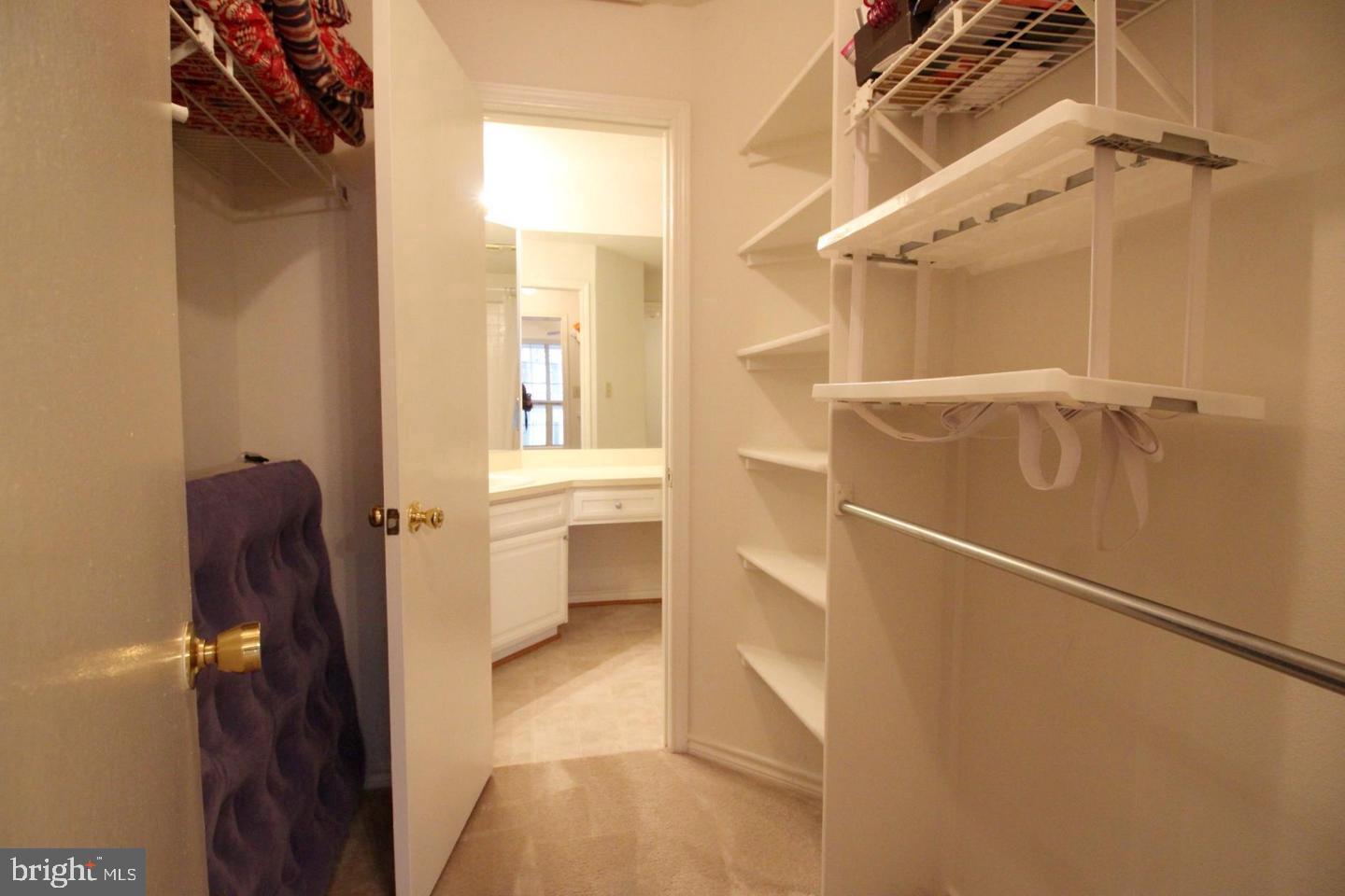 3902 PENDERVIEW DR #1423, FAIRFAX, Virginia 22033, 2 Bedrooms Bedrooms, 5 Rooms Rooms,1 BathroomBathrooms,Residential,For sale,3902 PENDERVIEW DR #1423,VAFX2285886 MLS # VAFX2285886