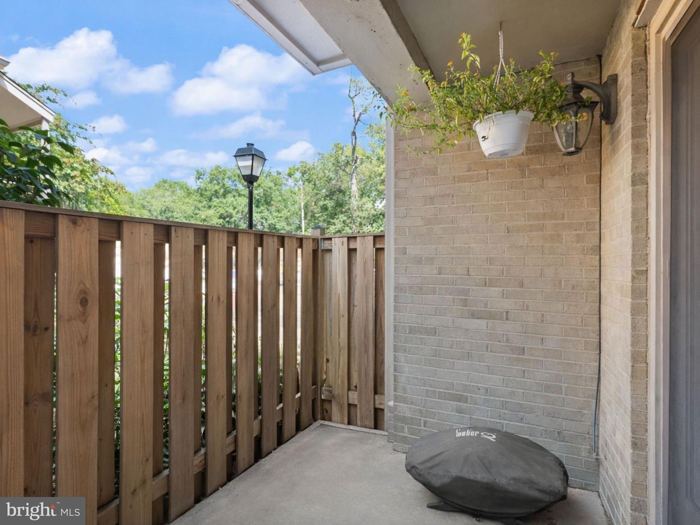 1641 KENWOOD AVE, ALEXANDRIA, Virginia 22302, 2 Bedrooms Bedrooms, ,2 BathroomsBathrooms,Residential,For sale,1641 KENWOOD AVE,VAAX2053192 MLS # VAAX2053192