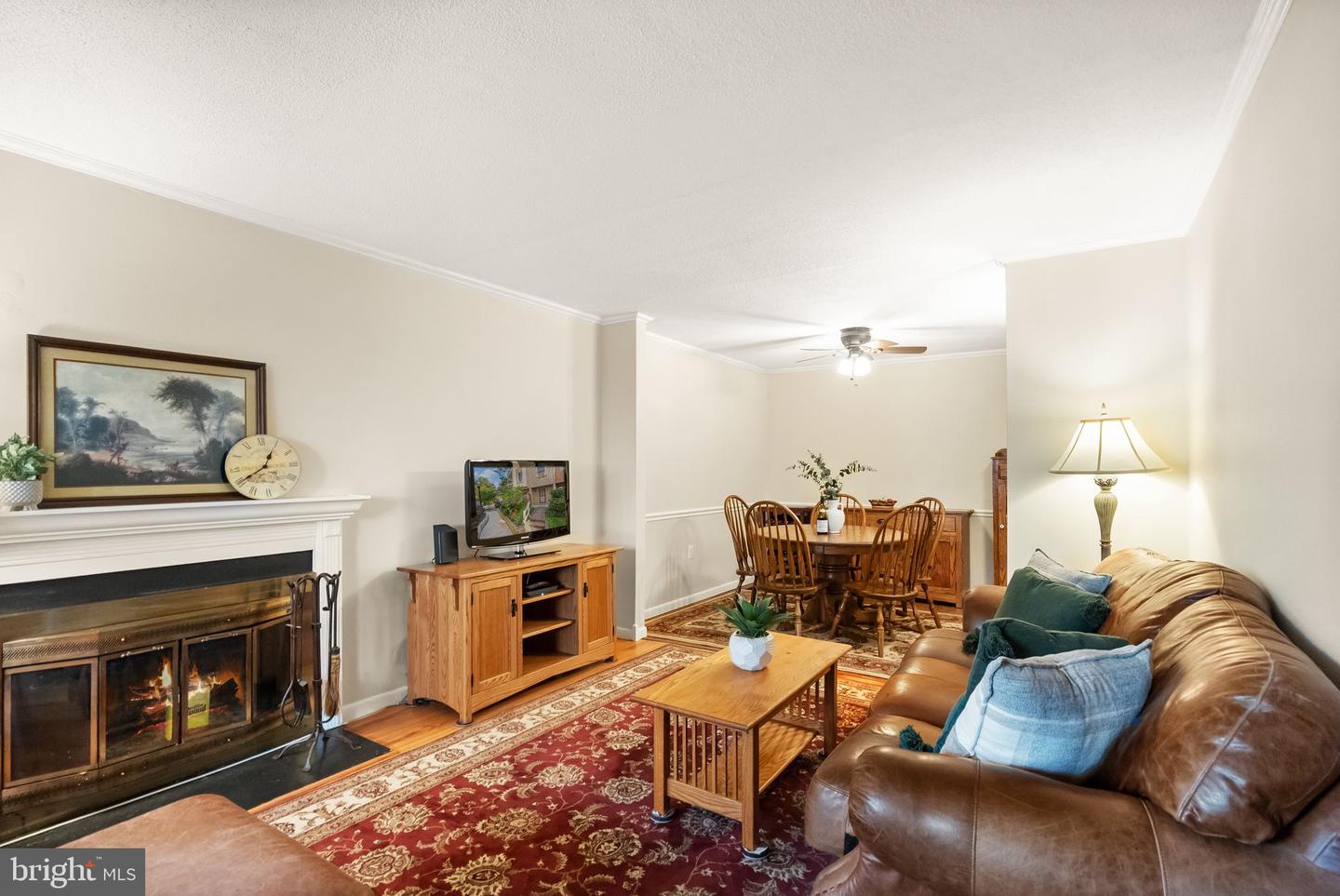 1641 KENWOOD AVE, ALEXANDRIA, Virginia 22302, 2 Bedrooms Bedrooms, ,2 BathroomsBathrooms,Residential,For sale,1641 KENWOOD AVE,VAAX2053192 MLS # VAAX2053192