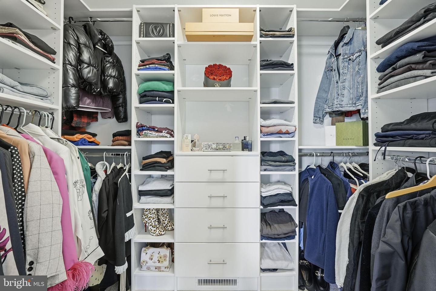 3012 LANDING EAGLE CT, WOODBRIDGE, Virginia 22191, 4 Bedrooms Bedrooms, 12 Rooms Rooms,2 BathroomsBathrooms,Residential,For sale,3012 LANDING EAGLE CT,VAPW2110604 MLS # VAPW2110604