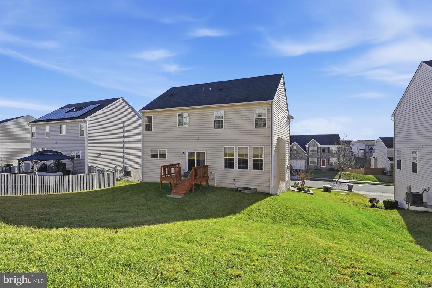 3012 LANDING EAGLE CT, WOODBRIDGE, Virginia 22191, 4 Bedrooms Bedrooms, 12 Rooms Rooms,2 BathroomsBathrooms,Residential,For sale,3012 LANDING EAGLE CT,VAPW2110604 MLS # VAPW2110604