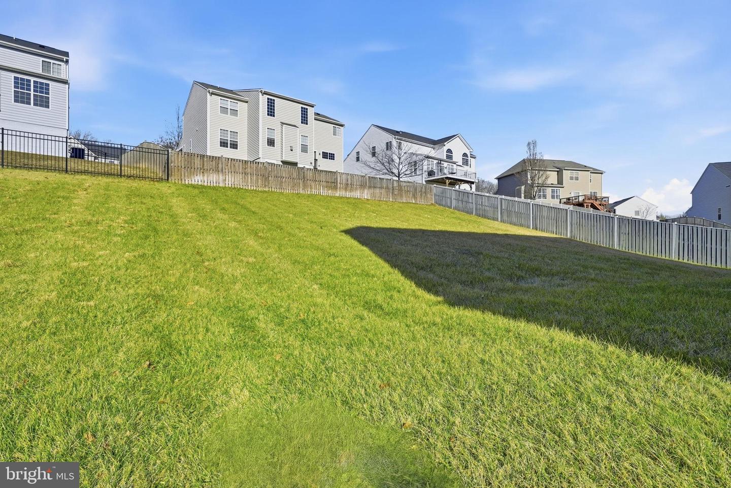 3012 LANDING EAGLE CT, WOODBRIDGE, Virginia 22191, 4 Bedrooms Bedrooms, 12 Rooms Rooms,2 BathroomsBathrooms,Residential,For sale,3012 LANDING EAGLE CT,VAPW2110604 MLS # VAPW2110604