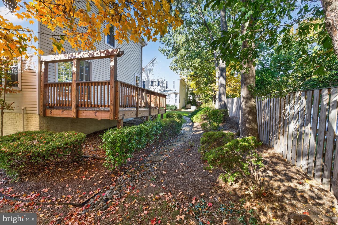 6338 ALDERMAN DR, ALEXANDRIA, Virginia 22315, 4 Bedrooms Bedrooms, ,3 BathroomsBathrooms,Residential,For sale,6338 ALDERMAN DR,VAFX2285916 MLS # VAFX2285916