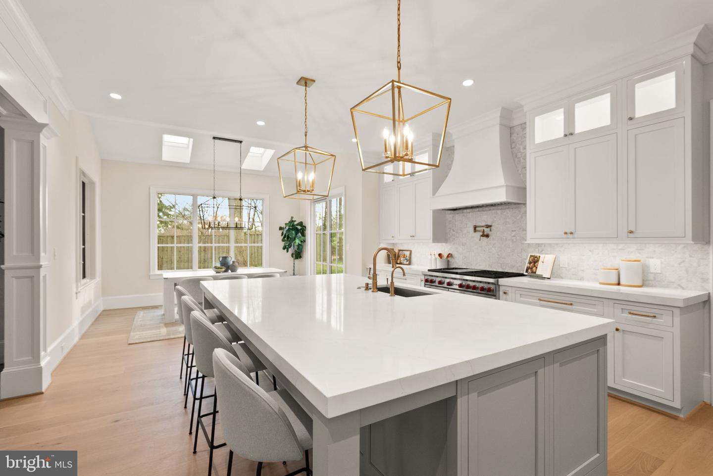 3941 N GLEBE RD, ARLINGTON, Virginia 22207, 6 Bedrooms Bedrooms, ,6 BathroomsBathrooms,Residential,For sale,3941 N GLEBE RD,VAAR2059568 MLS # VAAR2059568