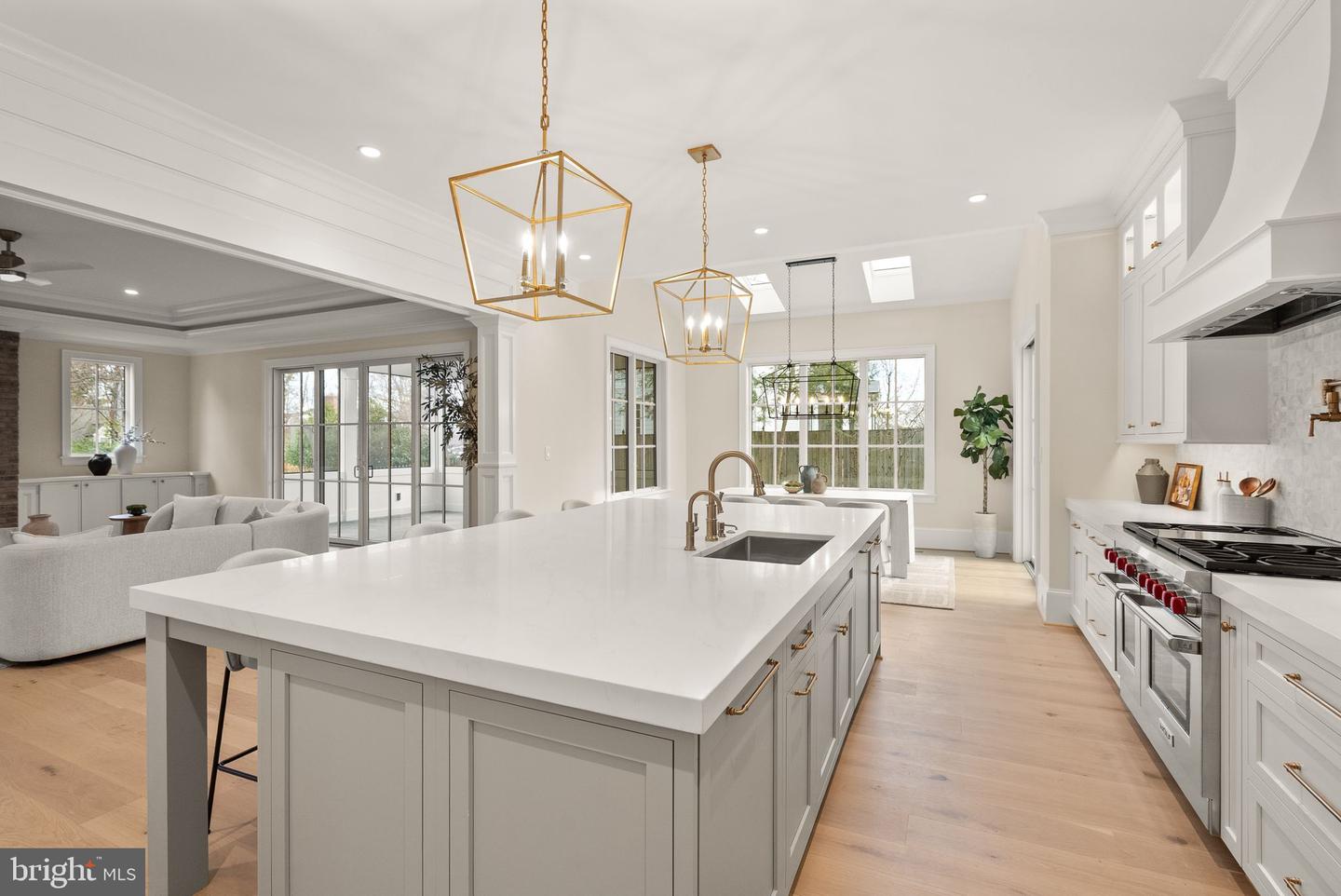 3941 N GLEBE RD, ARLINGTON, Virginia 22207, 6 Bedrooms Bedrooms, ,6 BathroomsBathrooms,Residential,For sale,3941 N GLEBE RD,VAAR2059568 MLS # VAAR2059568