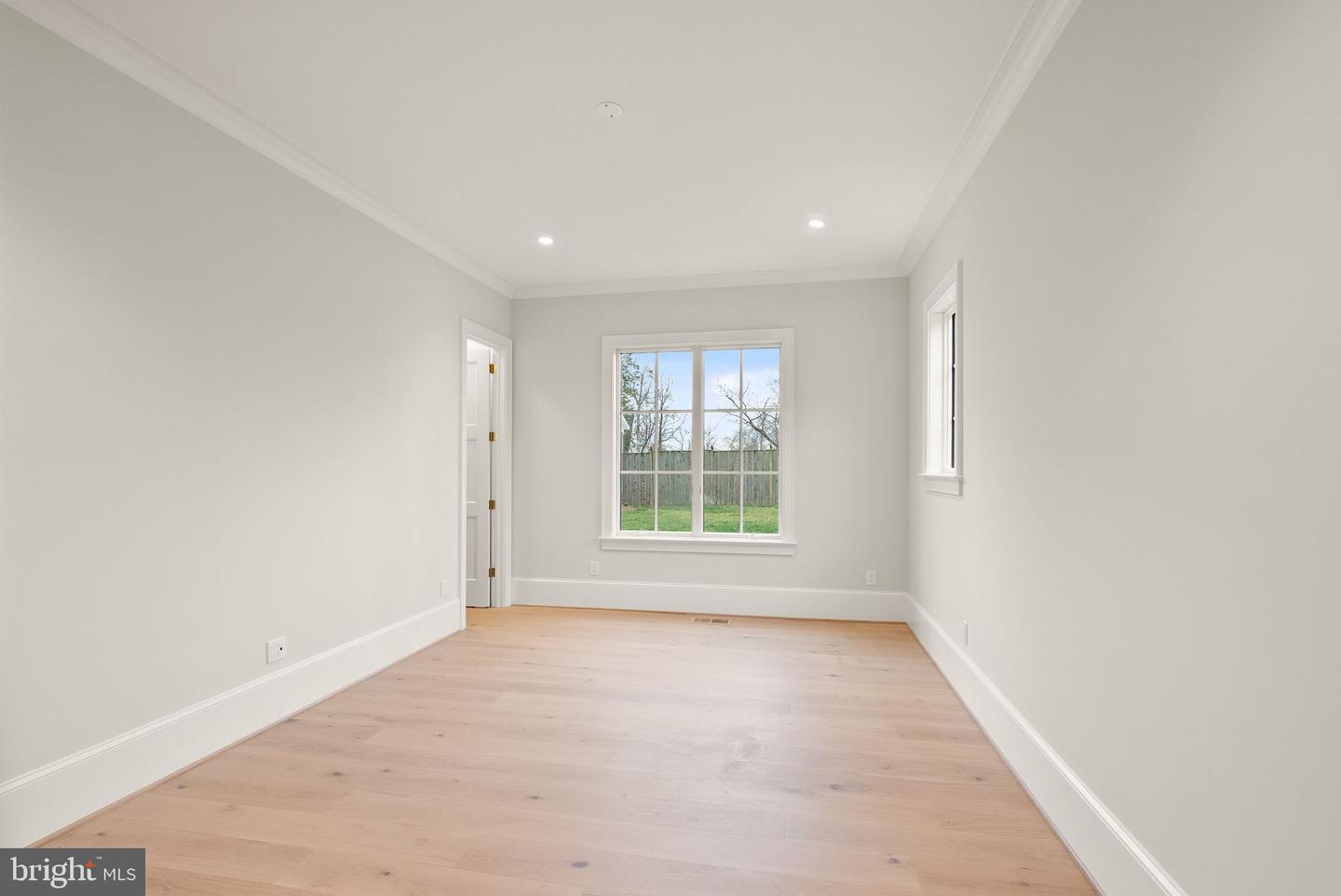 3941 N GLEBE RD, ARLINGTON, Virginia 22207, 6 Bedrooms Bedrooms, ,6 BathroomsBathrooms,Residential,For sale,3941 N GLEBE RD,VAAR2059568 MLS # VAAR2059568