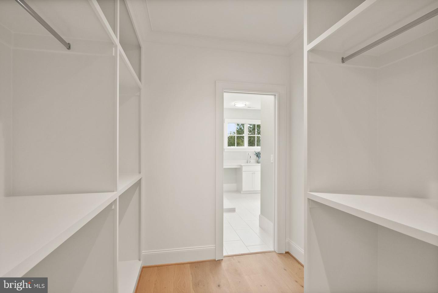 3941 N GLEBE RD, ARLINGTON, Virginia 22207, 6 Bedrooms Bedrooms, ,6 BathroomsBathrooms,Residential,For sale,3941 N GLEBE RD,VAAR2059568 MLS # VAAR2059568