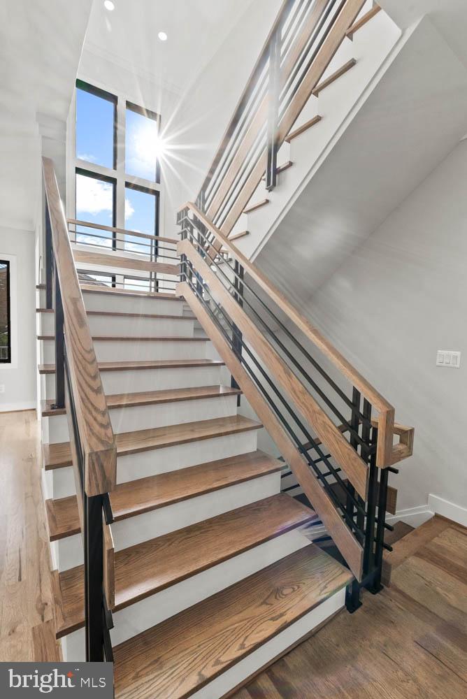 2115 NATAHOA CT, FALLS CHURCH, Virginia 22043, 7 Bedrooms Bedrooms, ,7 BathroomsBathrooms,Residential,For sale,2115 NATAHOA CT,VAFX2252682 MLS # VAFX2252682