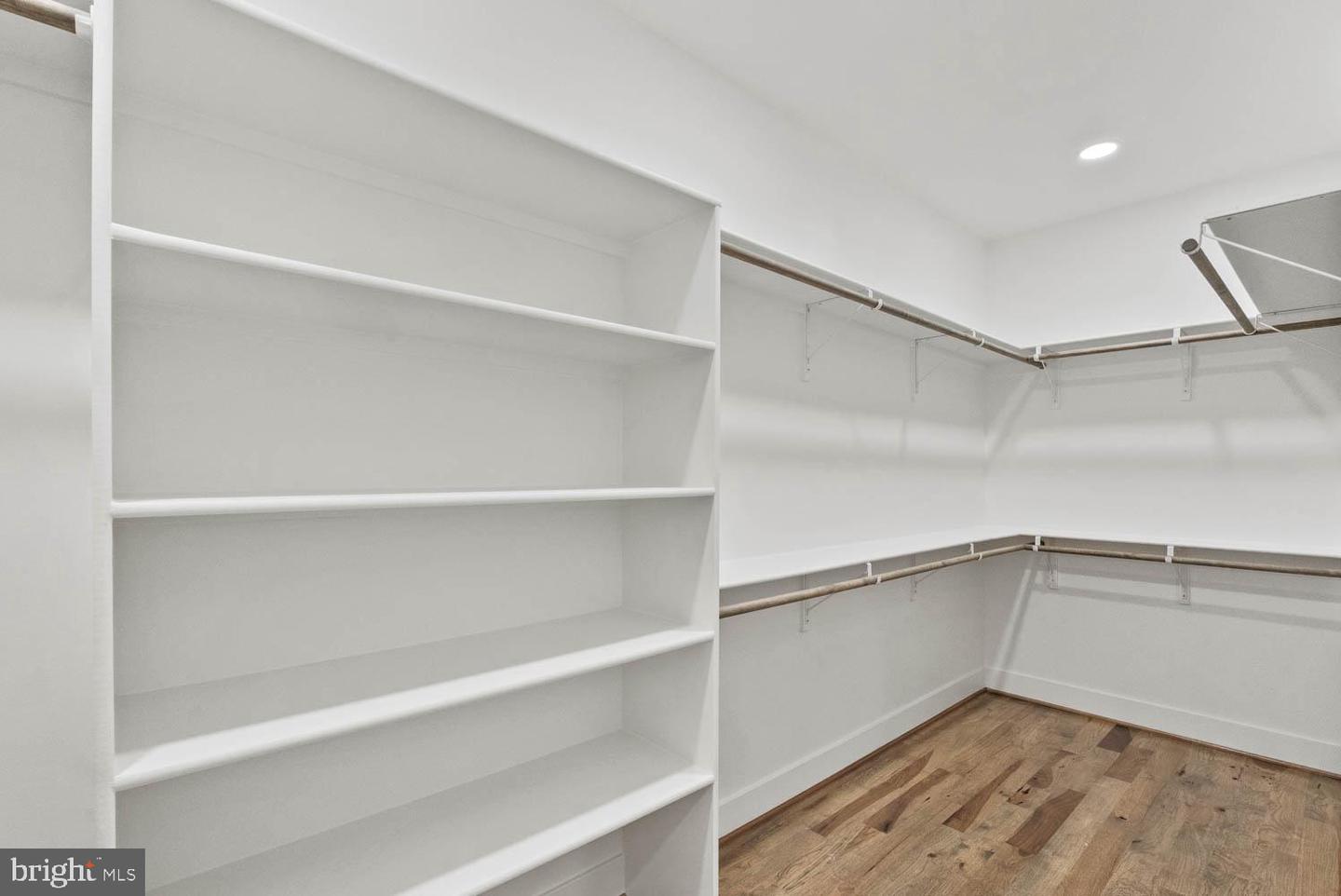 2115 NATAHOA CT, FALLS CHURCH, Virginia 22043, 7 Bedrooms Bedrooms, ,7 BathroomsBathrooms,Residential,For sale,2115 NATAHOA CT,VAFX2252682 MLS # VAFX2252682