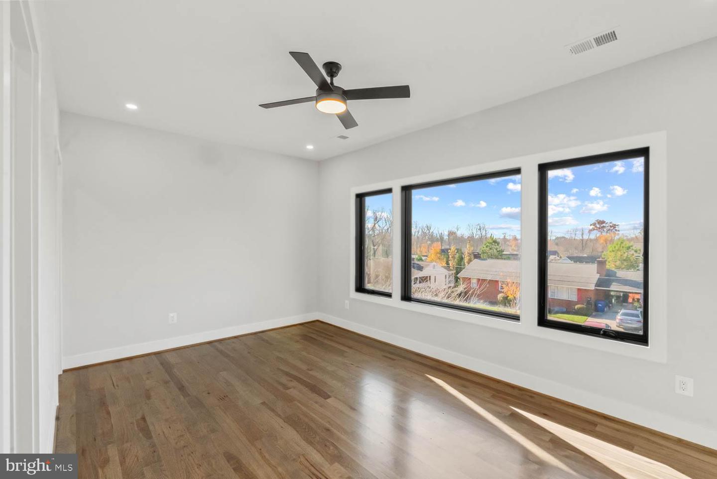 2115 NATAHOA CT, FALLS CHURCH, Virginia 22043, 7 Bedrooms Bedrooms, ,7 BathroomsBathrooms,Residential,For sale,2115 NATAHOA CT,VAFX2252682 MLS # VAFX2252682