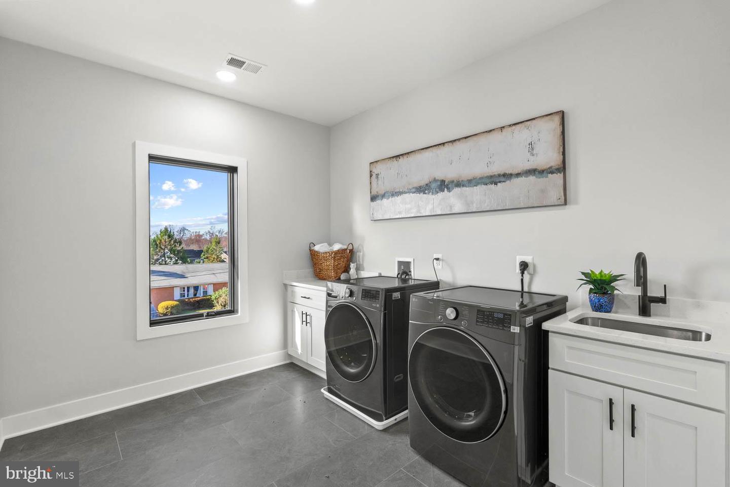 2115 NATAHOA CT, FALLS CHURCH, Virginia 22043, 7 Bedrooms Bedrooms, ,7 BathroomsBathrooms,Residential,For sale,2115 NATAHOA CT,VAFX2252682 MLS # VAFX2252682