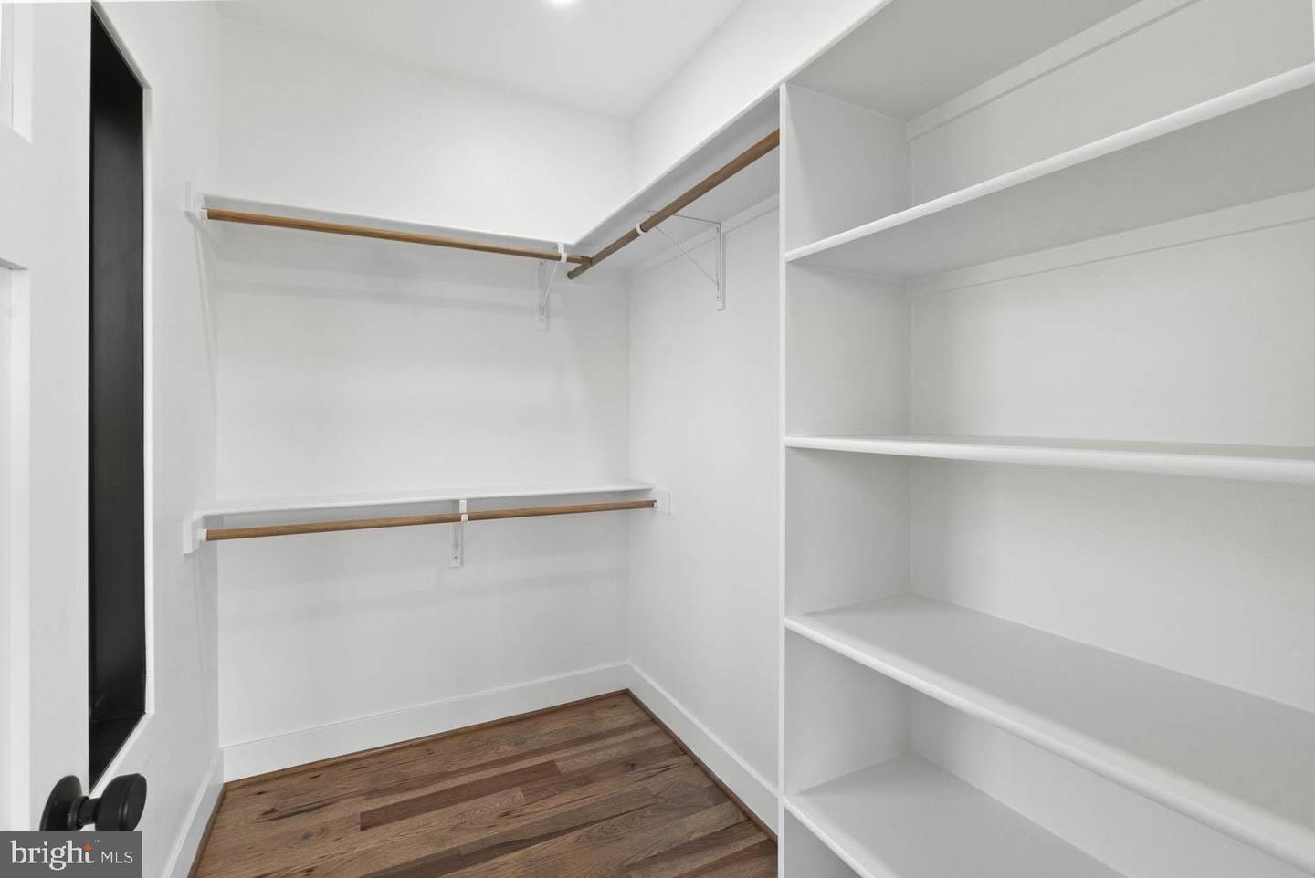 2115 NATAHOA CT, FALLS CHURCH, Virginia 22043, 7 Bedrooms Bedrooms, ,7 BathroomsBathrooms,Residential,For sale,2115 NATAHOA CT,VAFX2252682 MLS # VAFX2252682