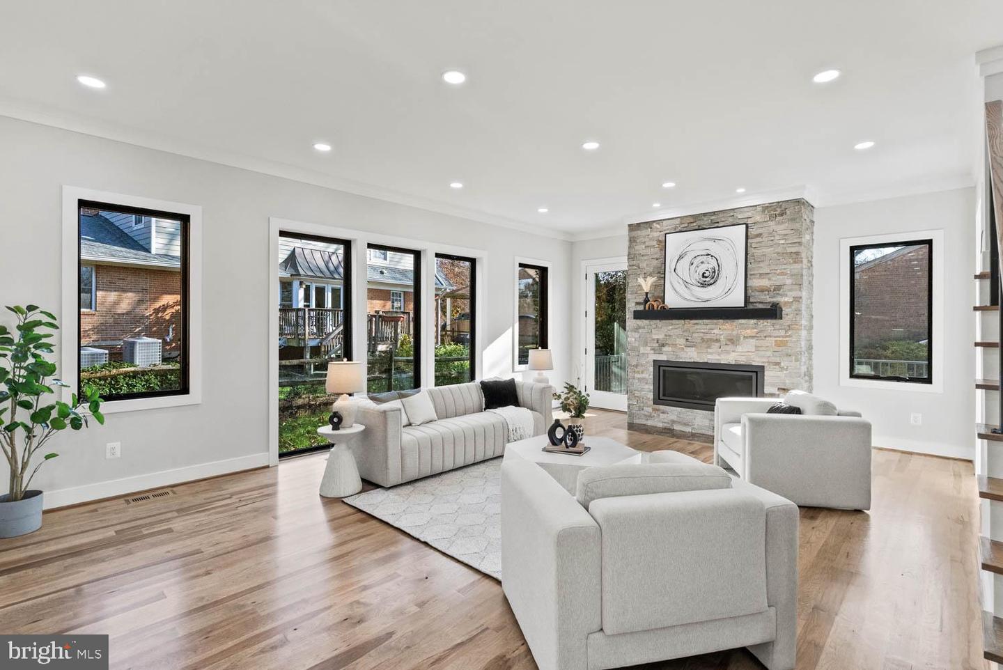 2115 NATAHOA CT, FALLS CHURCH, Virginia 22043, 7 Bedrooms Bedrooms, ,7 BathroomsBathrooms,Residential,For sale,2115 NATAHOA CT,VAFX2252682 MLS # VAFX2252682