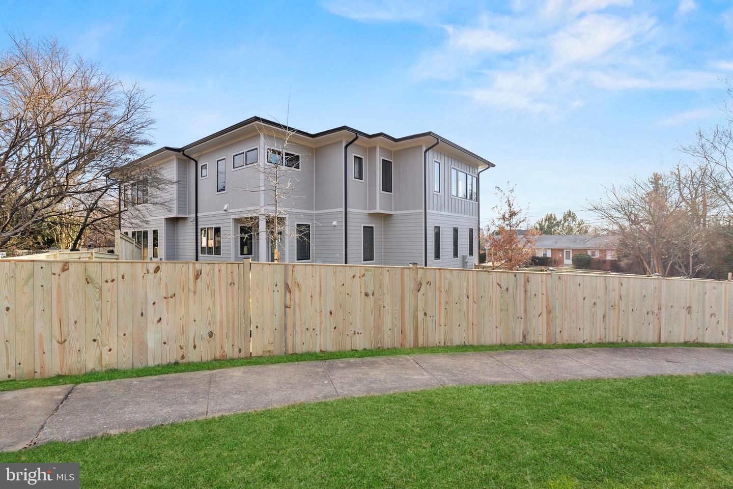 2115 NATAHOA CT, FALLS CHURCH, Virginia 22043, 7 Bedrooms Bedrooms, ,7 BathroomsBathrooms,Residential,For sale,2115 NATAHOA CT,VAFX2252682 MLS # VAFX2252682