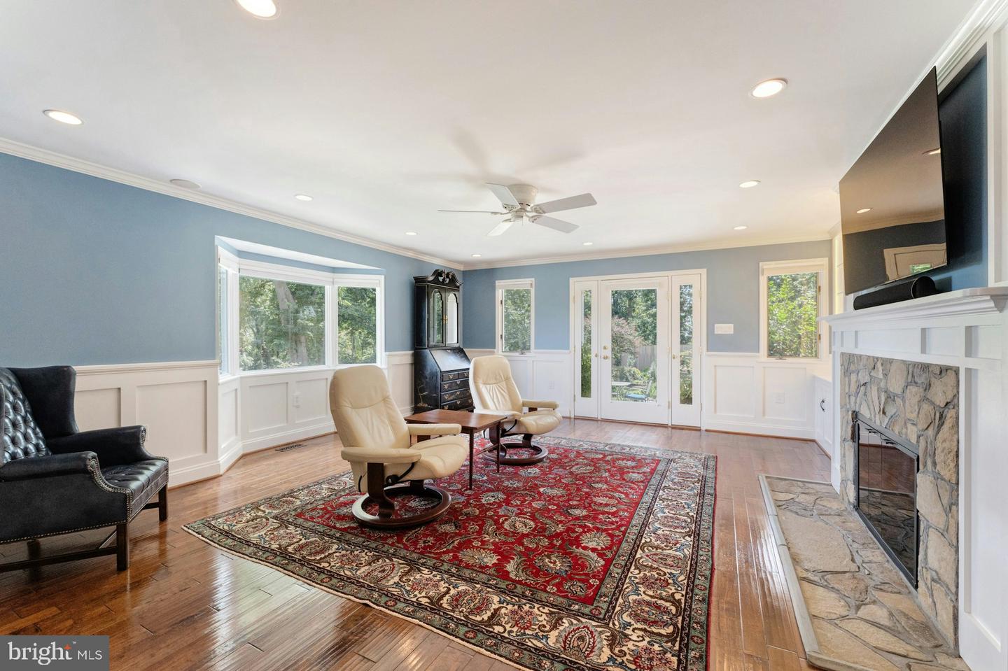 16555 OLD WATERFORD RD, PAEONIAN SPRINGS, Virginia 20129, 4 Bedrooms Bedrooms, ,4 BathroomsBathrooms,Residential,For sale,16555 OLD WATERFORD RD,VALO2106450 MLS # VALO2106450