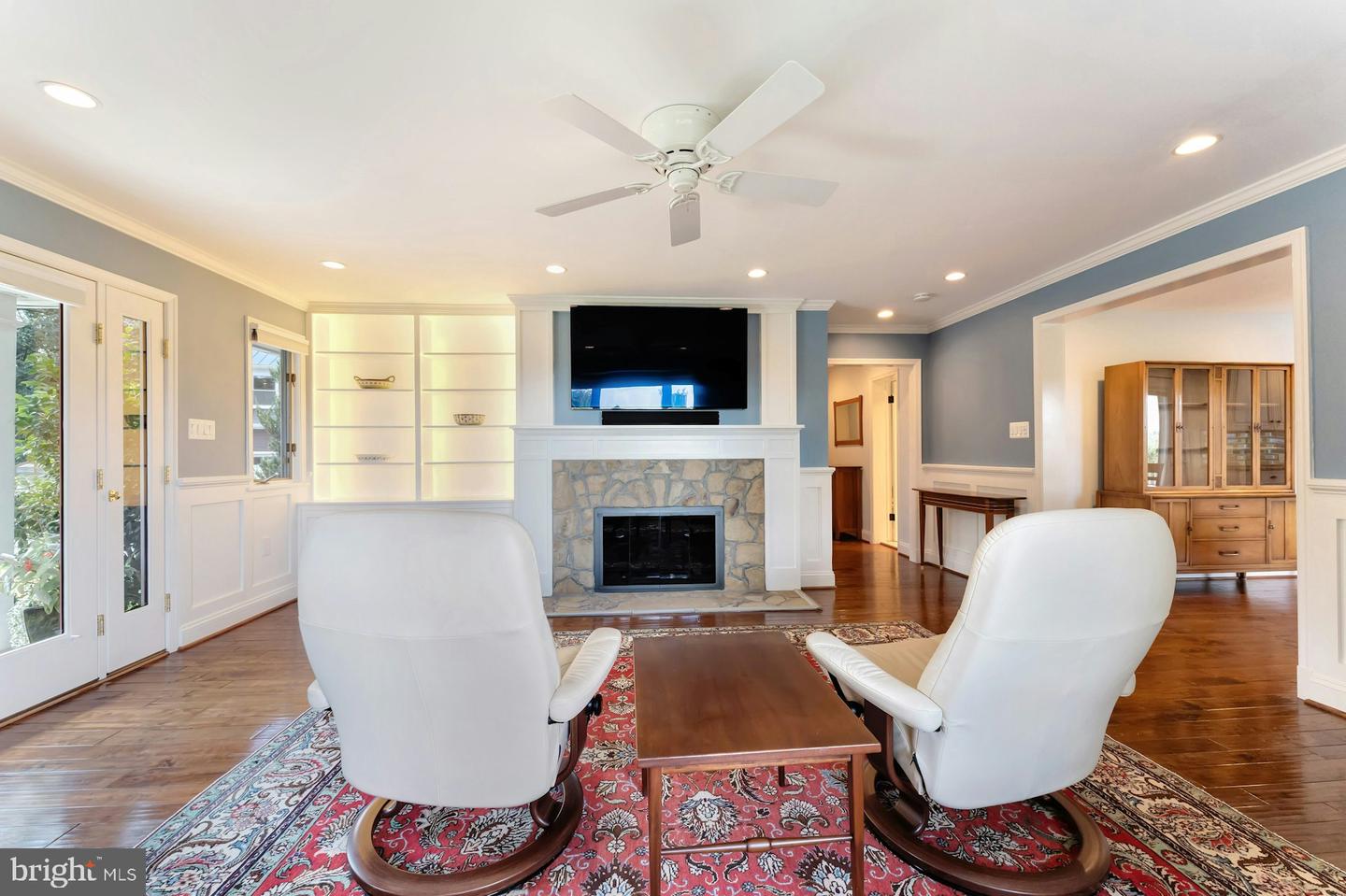 16555 OLD WATERFORD RD, PAEONIAN SPRINGS, Virginia 20129, 4 Bedrooms Bedrooms, ,4 BathroomsBathrooms,Residential,For sale,16555 OLD WATERFORD RD,VALO2106450 MLS # VALO2106450