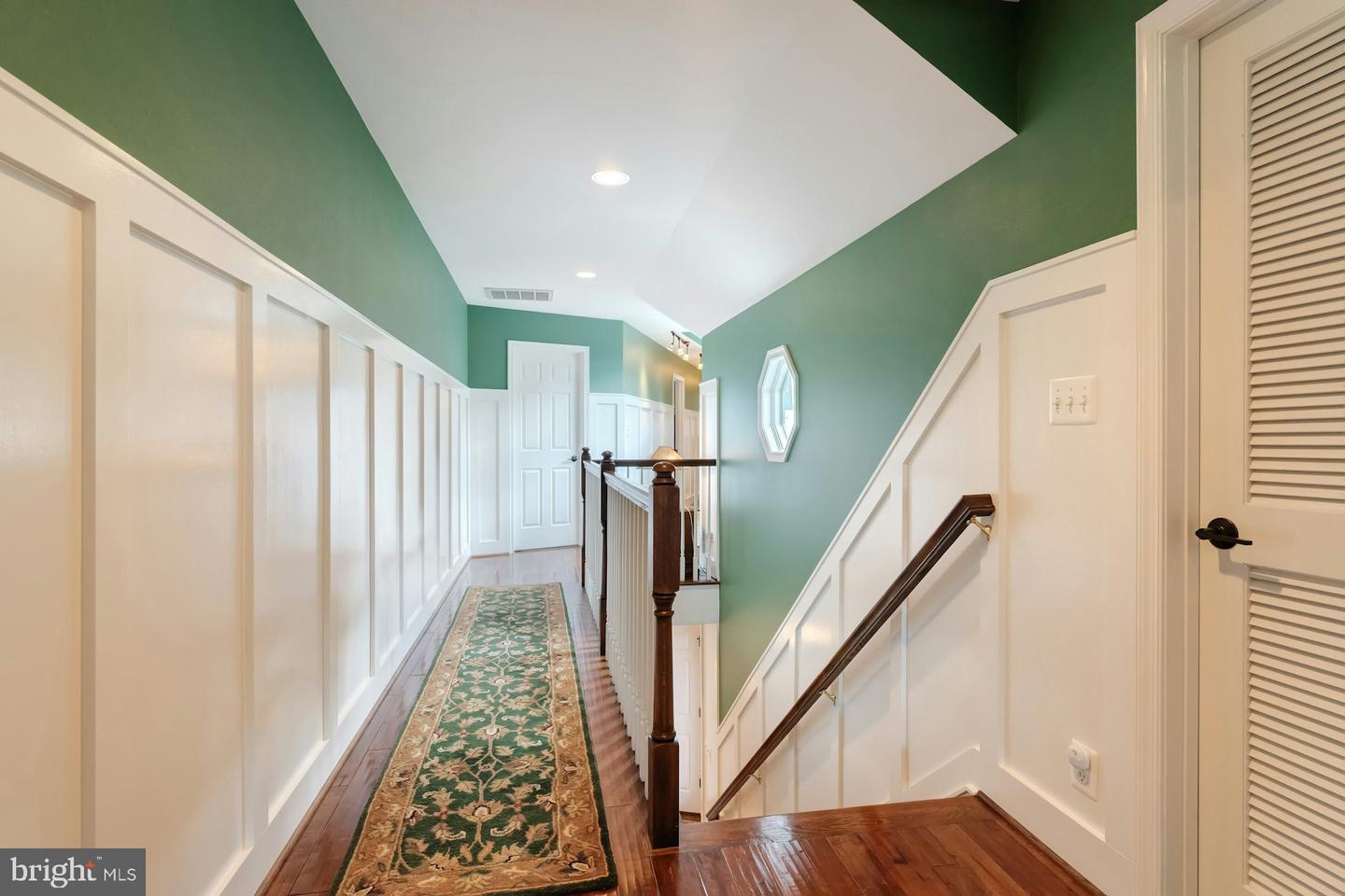 16555 OLD WATERFORD RD, PAEONIAN SPRINGS, Virginia 20129, 4 Bedrooms Bedrooms, ,4 BathroomsBathrooms,Residential,For sale,16555 OLD WATERFORD RD,VALO2106450 MLS # VALO2106450