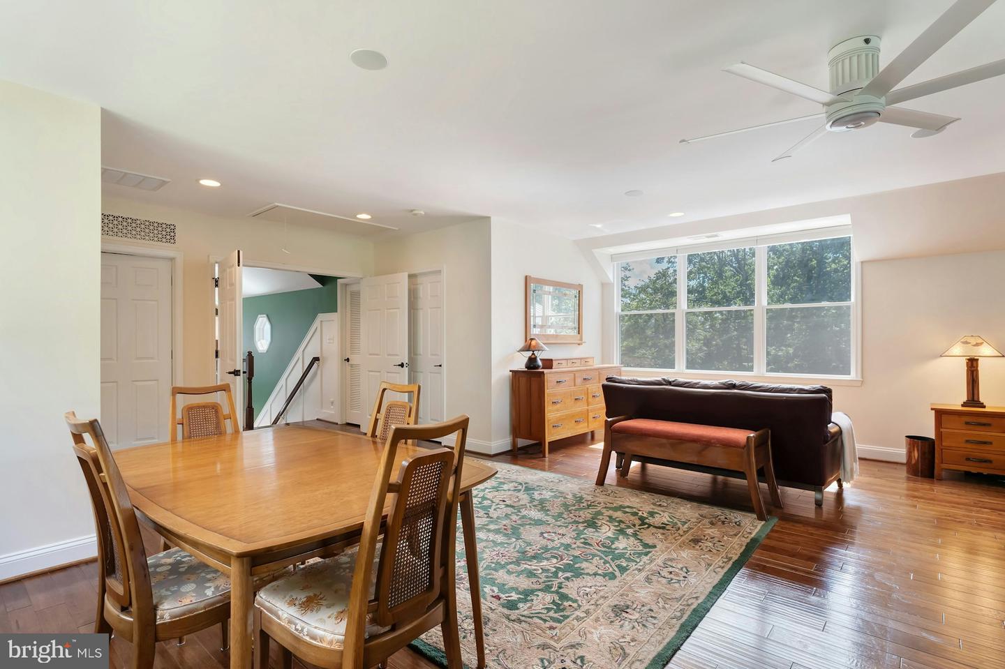 16555 OLD WATERFORD RD, PAEONIAN SPRINGS, Virginia 20129, 4 Bedrooms Bedrooms, ,4 BathroomsBathrooms,Residential,For sale,16555 OLD WATERFORD RD,VALO2106450 MLS # VALO2106450