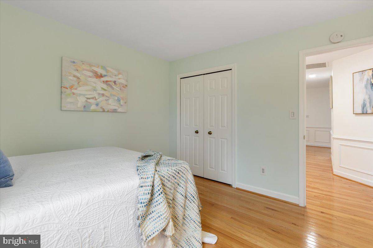 4416 S PERSHING CT, ARLINGTON, Virginia 22204, 3 Bedrooms Bedrooms, ,2 BathroomsBathrooms,Residential,For sale,4416 S PERSHING CT,VAAR2064492 MLS # VAAR2064492