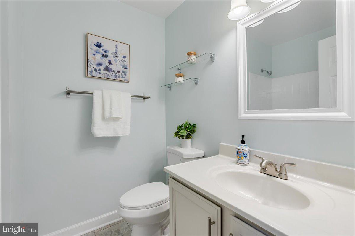 4416 S PERSHING CT, ARLINGTON, Virginia 22204, 3 Bedrooms Bedrooms, ,2 BathroomsBathrooms,Residential,For sale,4416 S PERSHING CT,VAAR2064492 MLS # VAAR2064492