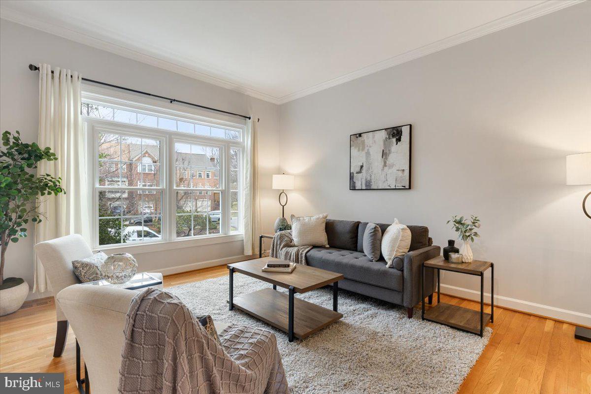 4416 S PERSHING CT, ARLINGTON, Virginia 22204, 3 Bedrooms Bedrooms, ,2 BathroomsBathrooms,Residential,For sale,4416 S PERSHING CT,VAAR2064492 MLS # VAAR2064492